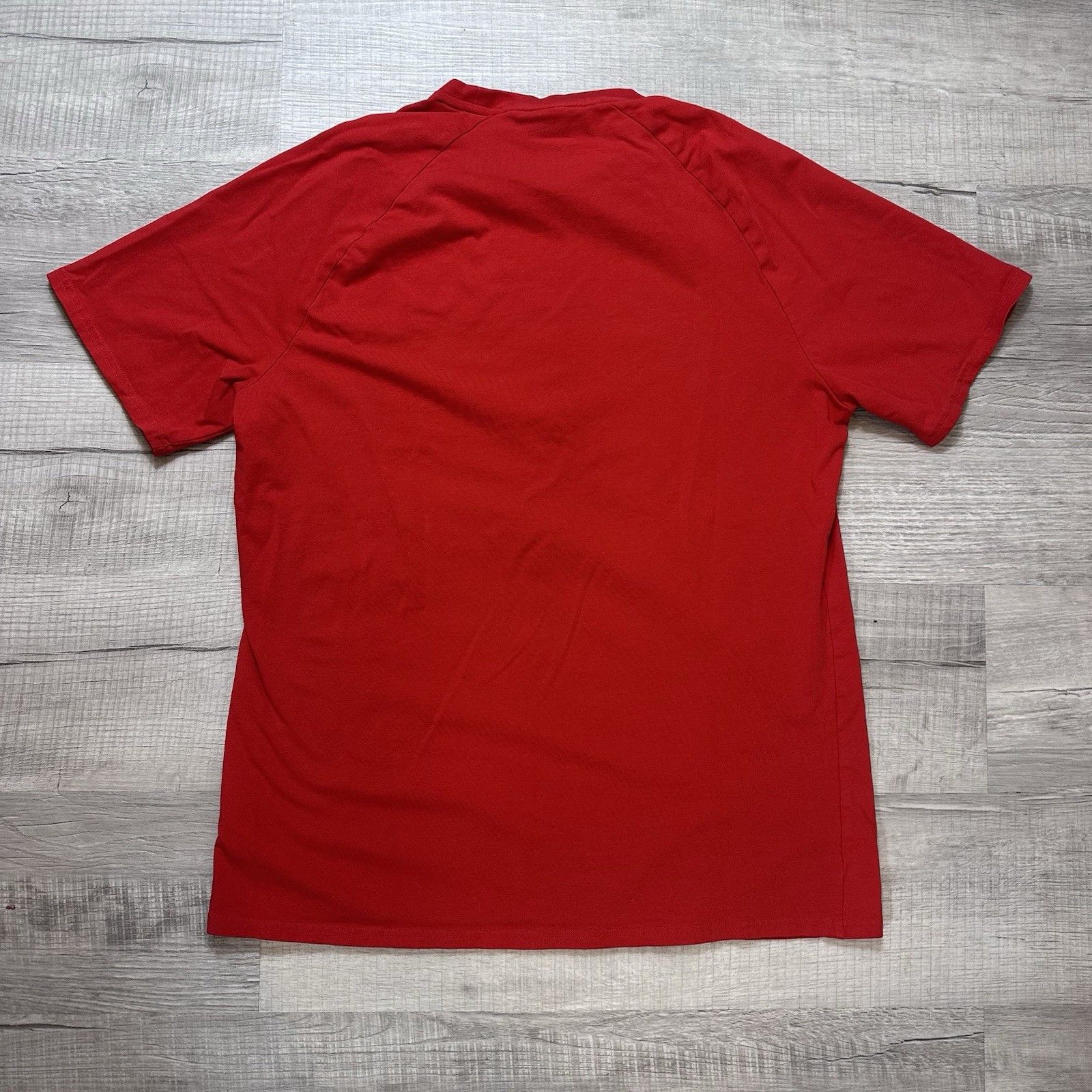 Gymshark Gymshark Men's Apollo T-Shirt Red Short Sleeve Athletic 2XL Size US XXL / EU 58 / 5 - 7 Thumbnail