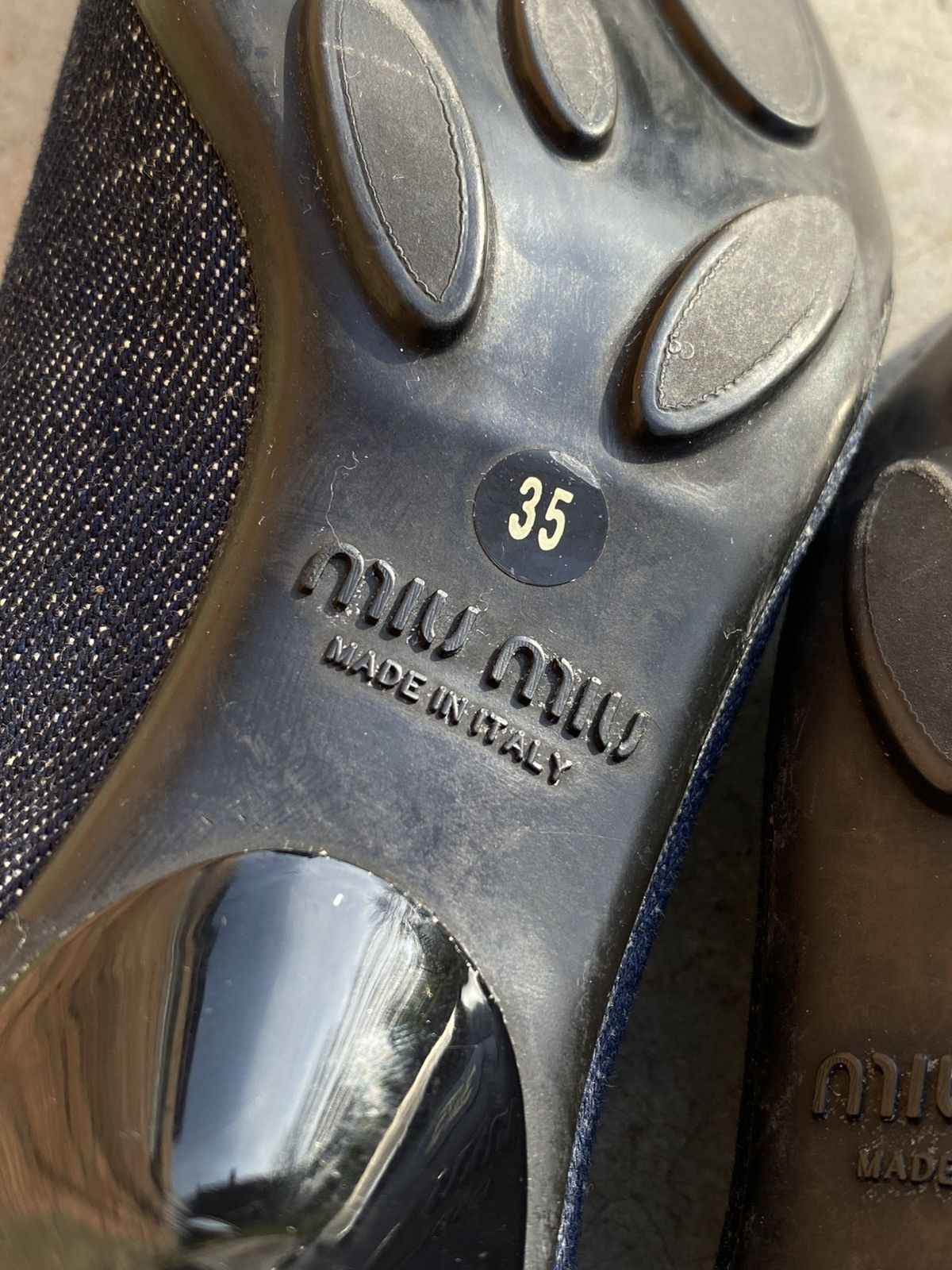 Miu Miu Vintage Miu Miu Denim Low Heel Shoe Size US 5 / IT 35 - 15 Thumbnail