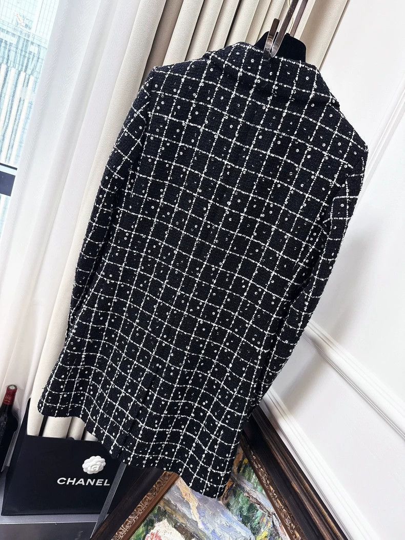 Chanel Chanel Black and White Checkered Embroidered Jacket Size S / US 4 / IT 40 - 2 Thumbnail