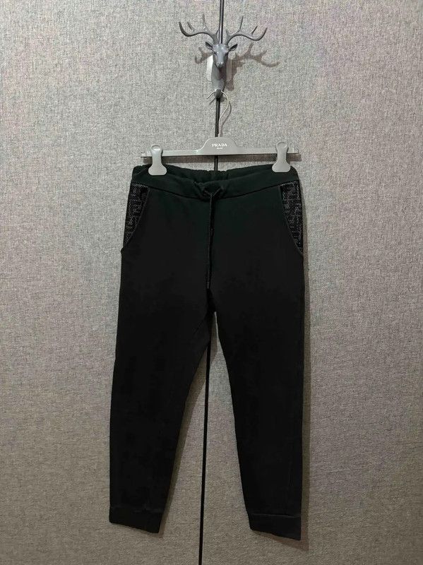 Fendi Fendi Black Cotton Logo Sweatpants for Men 0089 Size US 26 / EU 42 - 1 Thumbnail