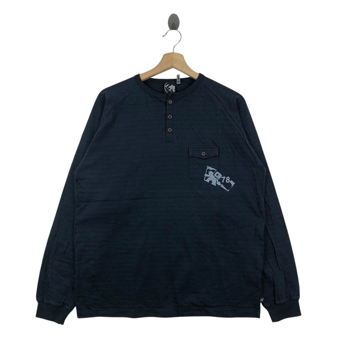 Vintage GOTCHA Surfing Long Sleeve T Shirt Surf Style Size US L / EU 52-54 / 3 - 1 Thumbnail