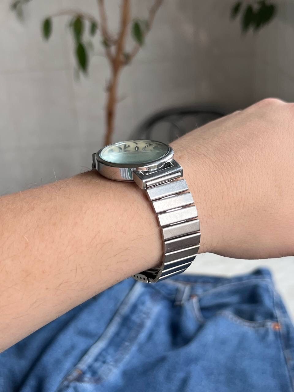 Japanese Brand × Vintage Vintage Japanese style Hello Kitty Watch Futuristic Steel Size ONE SIZE - 10 Thumbnail