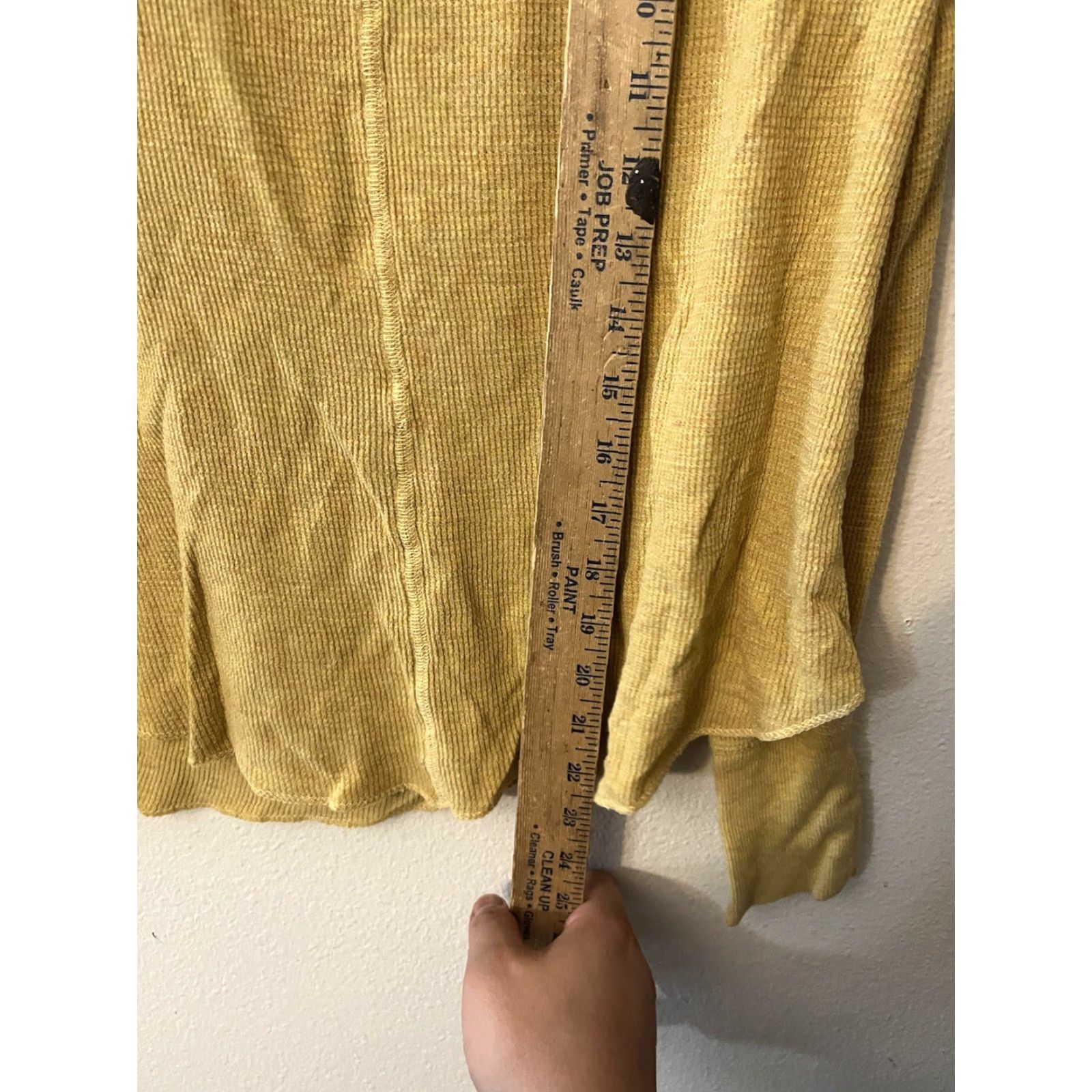 American Eagle Outfitters VINTAGE American Eagle Womens S Yellow Button-Up Long Sleeve Henley Thermal Knit Shirt Size S / US 4 / IT 40 - 4 Thumbnail