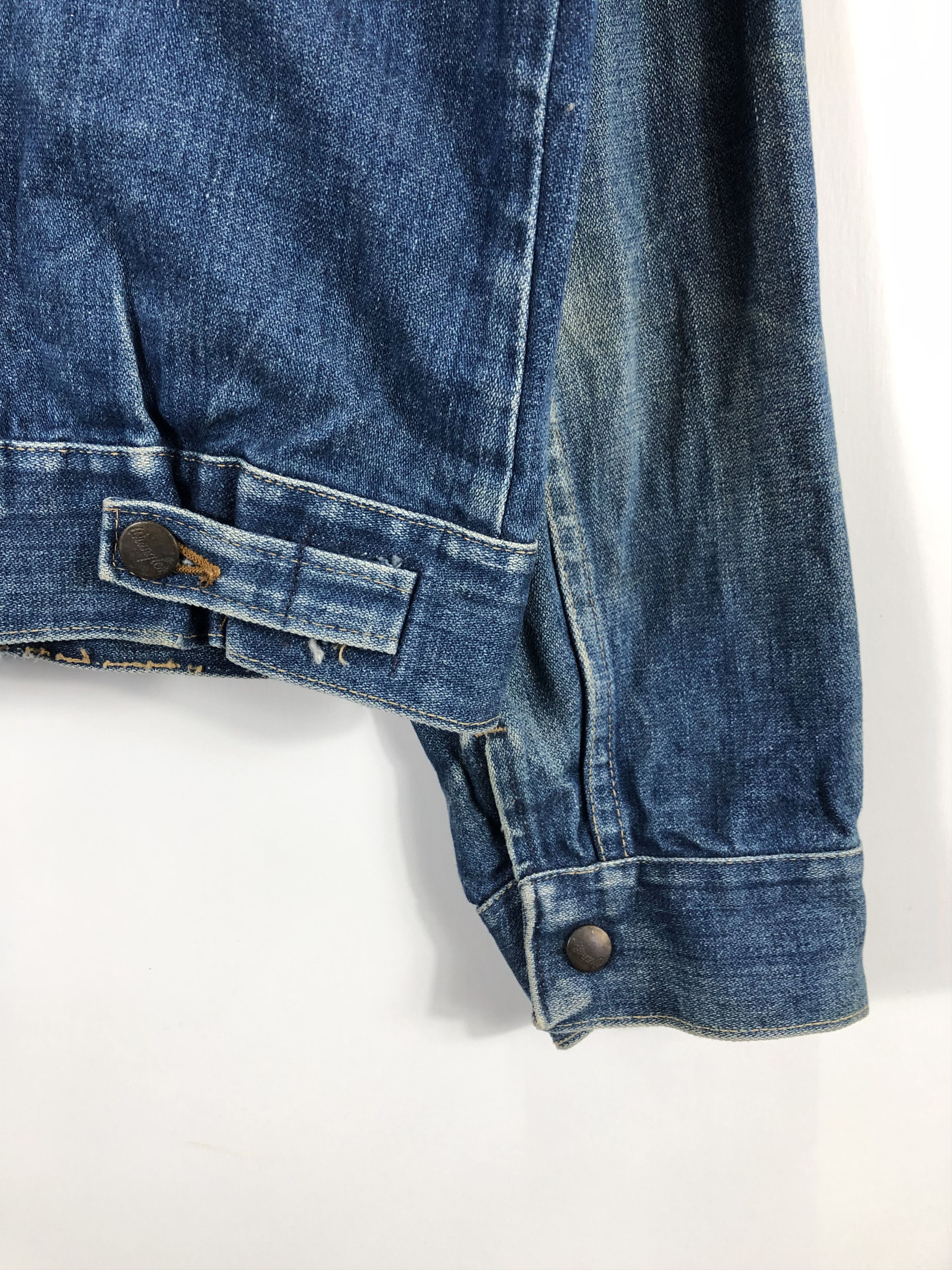 Vintage Vintage 90s Wrangler Denim Jacket J0532 Size US L / EU 52-54 / 3 - 10 Thumbnail