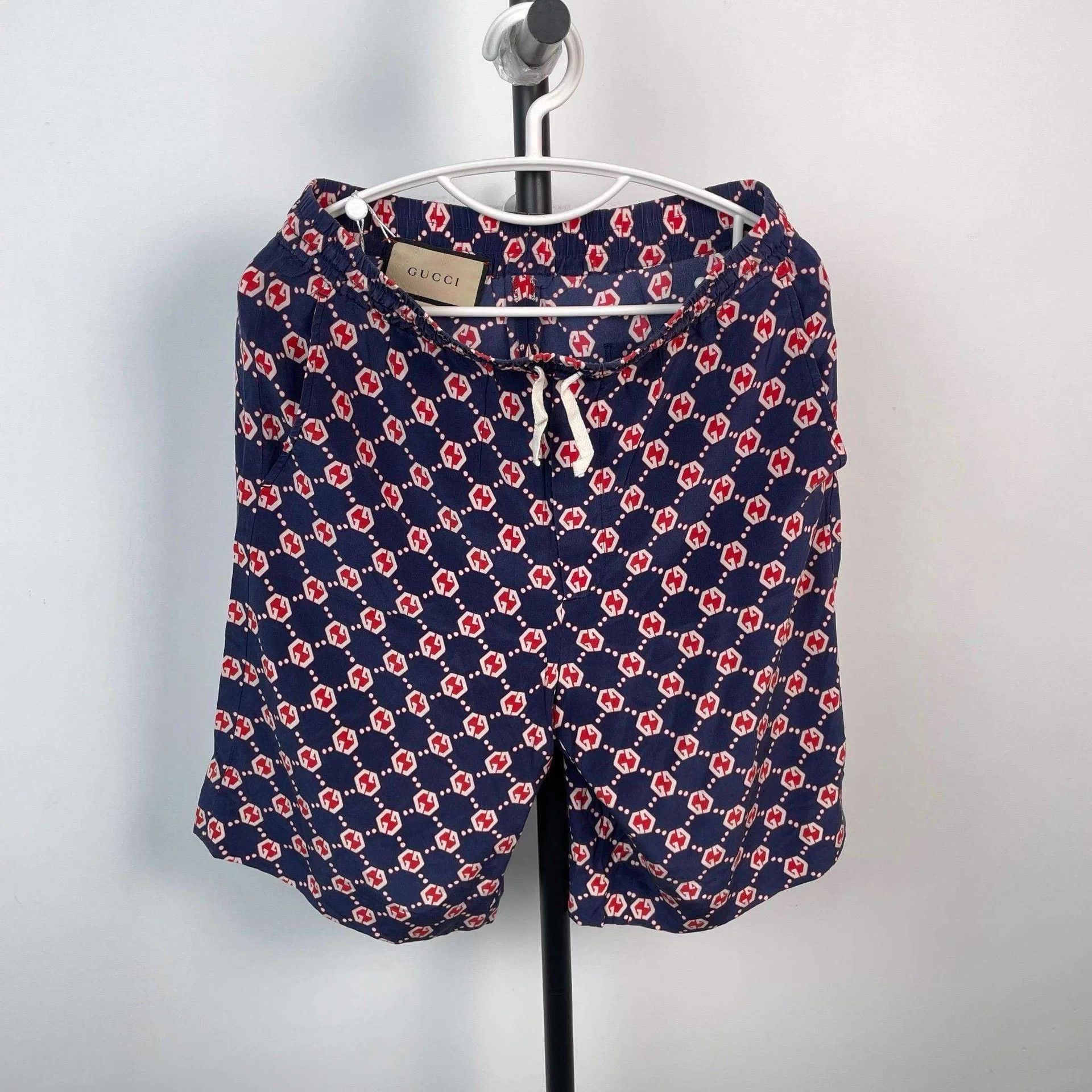 Gucci Gucci IT46 shorts Size US 30 / EU 46 - 1 Thumbnail