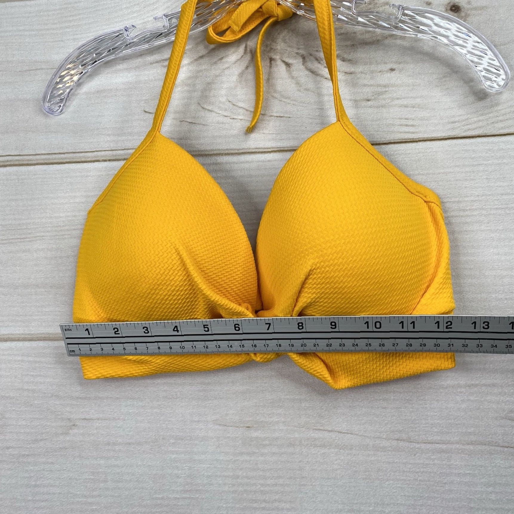 Vintage Shade & Shore Bikini Top 36DD Gold Twist Back Closure Double Hook Straps Lined Swim Beach Womens DD Size XS / US 0-2 / IT 36-38 - 6 Thumbnail