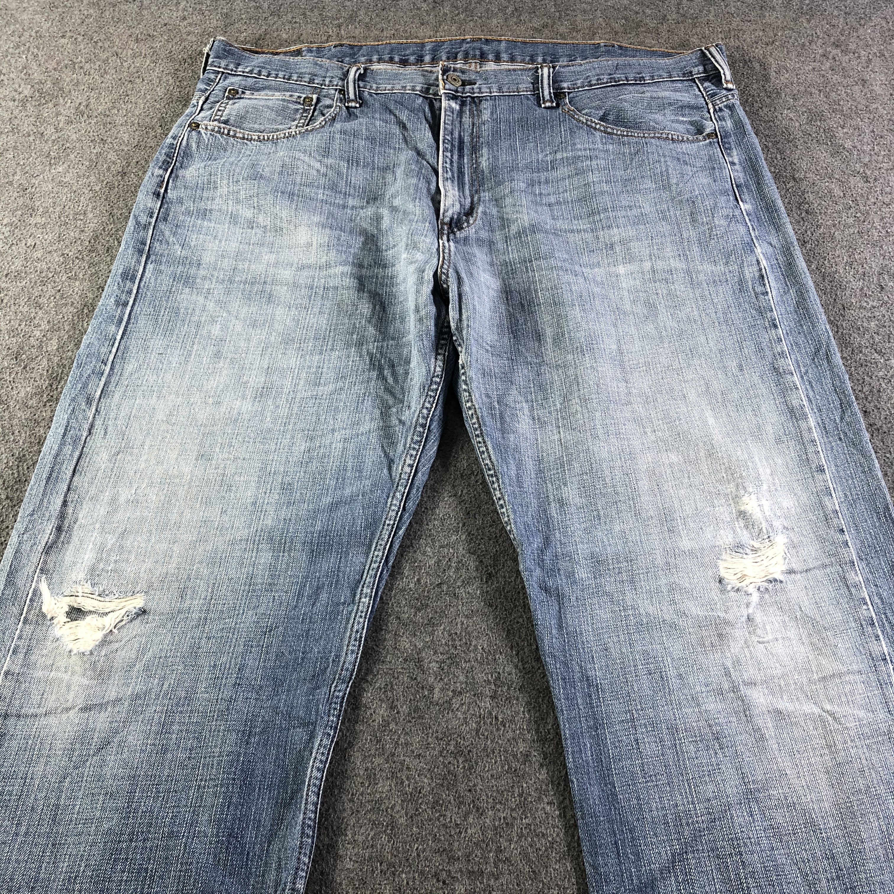 Vintage Blue Wash Levis 569 Jeans-J4474