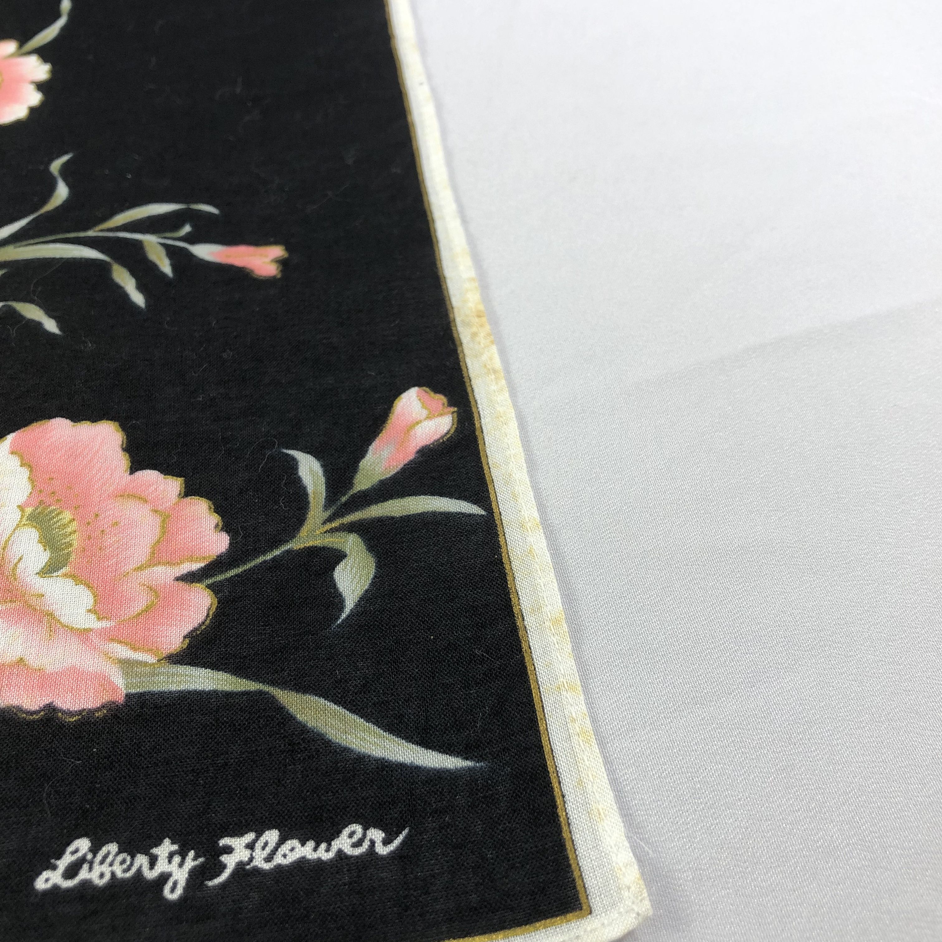 Japanese Brand Liberty Flower Handkerchief Neckerchief Bandana H1472 Size ONE SIZE - 5 Thumbnail