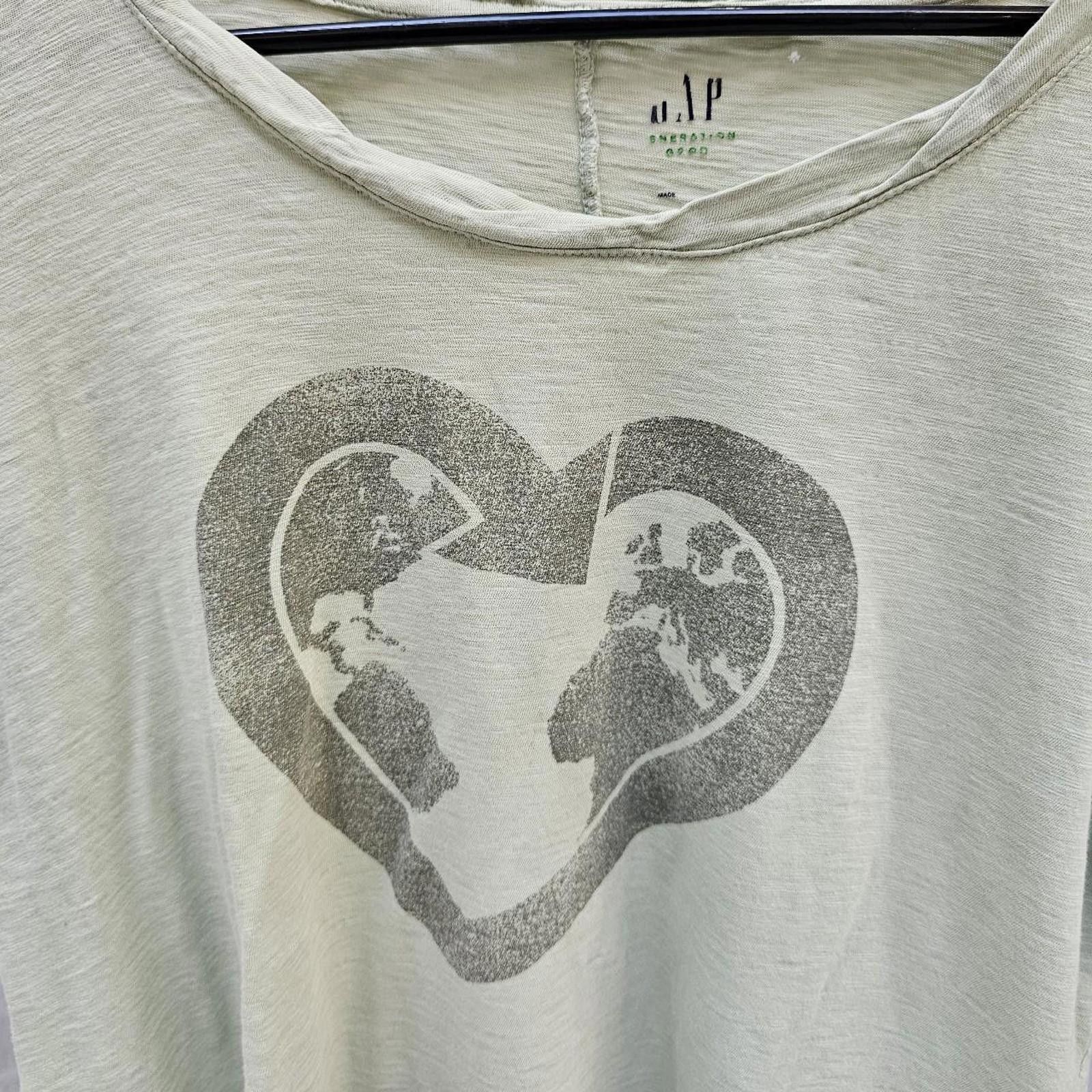 Gap Gap Women's Love The Earth Green T-shirt Size L / US 10 / IT 46 - 2 Thumbnail