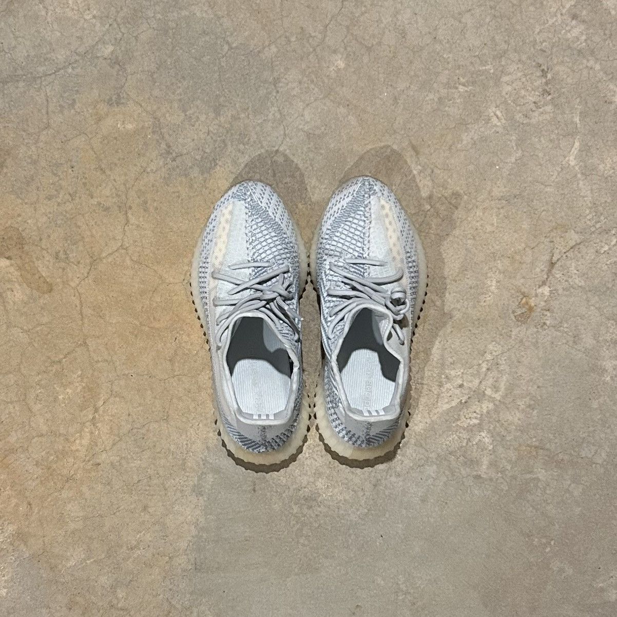Adidas × Kanye West × Yeezy Adidas Yeezy Boost 350 V2 Cloud White 2019 US 8 Size US 8 / EU 41 - 10 Thumbnail