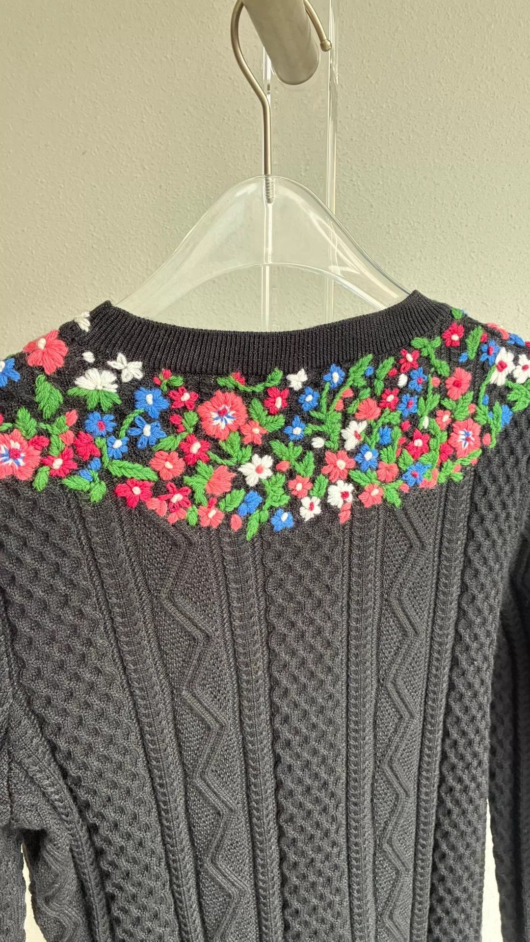 Valentino Valentino Black Floral Embroidered Wool Sweater S Size S / US 4 / IT 40 - 4 Thumbnail
