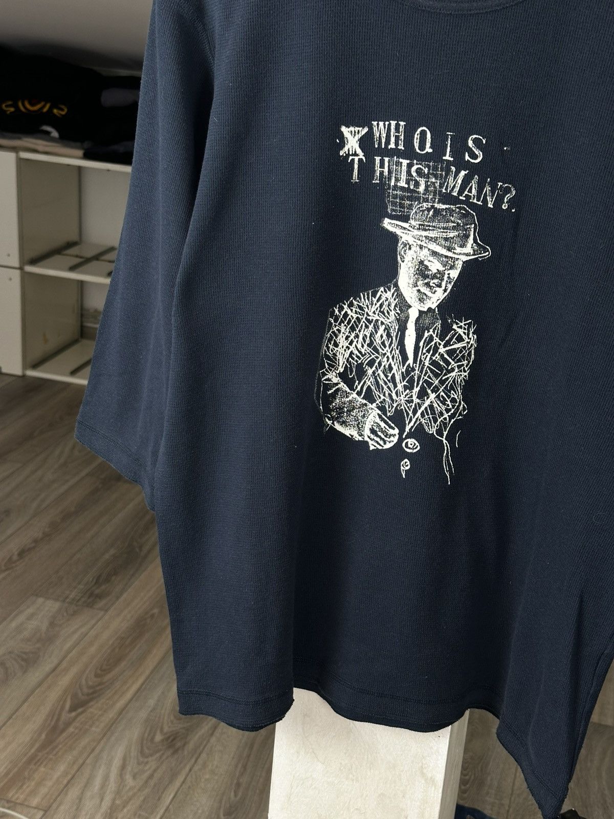 Uniqlo Vintage Uniqlo x Jean Michel Basquiat Tee Long Sleeve Size XL / US 12-14 / IT 48-50 - 4 Thumbnail