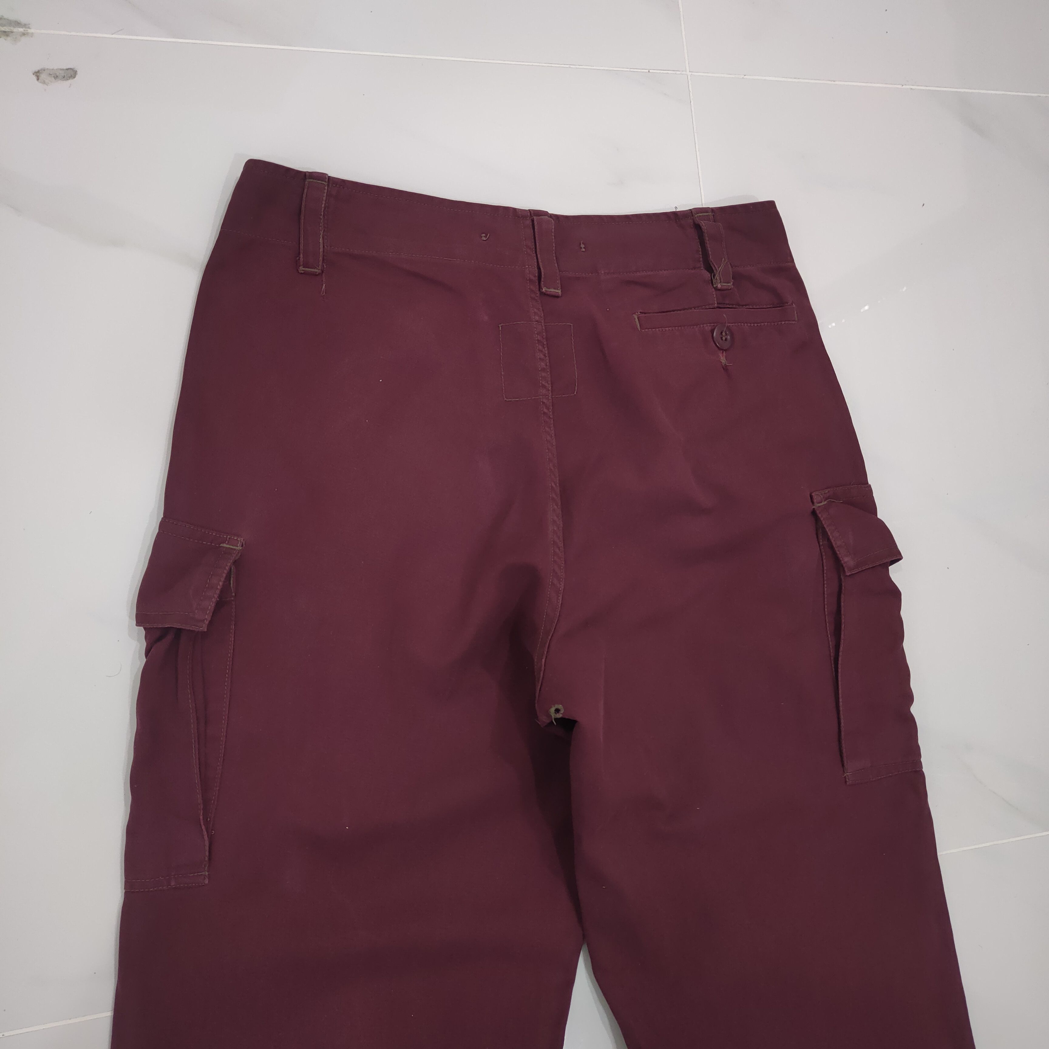 Japanese Brand VINTAGE BUTTON FLY MAROON BAGGY CARGO PANTS Size US 30 / EU 46 - 8 Thumbnail