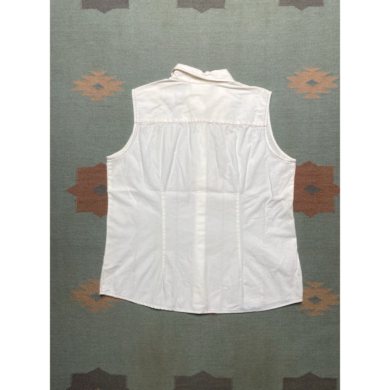 Bill Blass VINTAGE Bill Blass Vest Shirt Sleeveless Rainbow Stitch Women’s Large L Size L / US 10 / IT 46 - 5 Thumbnail