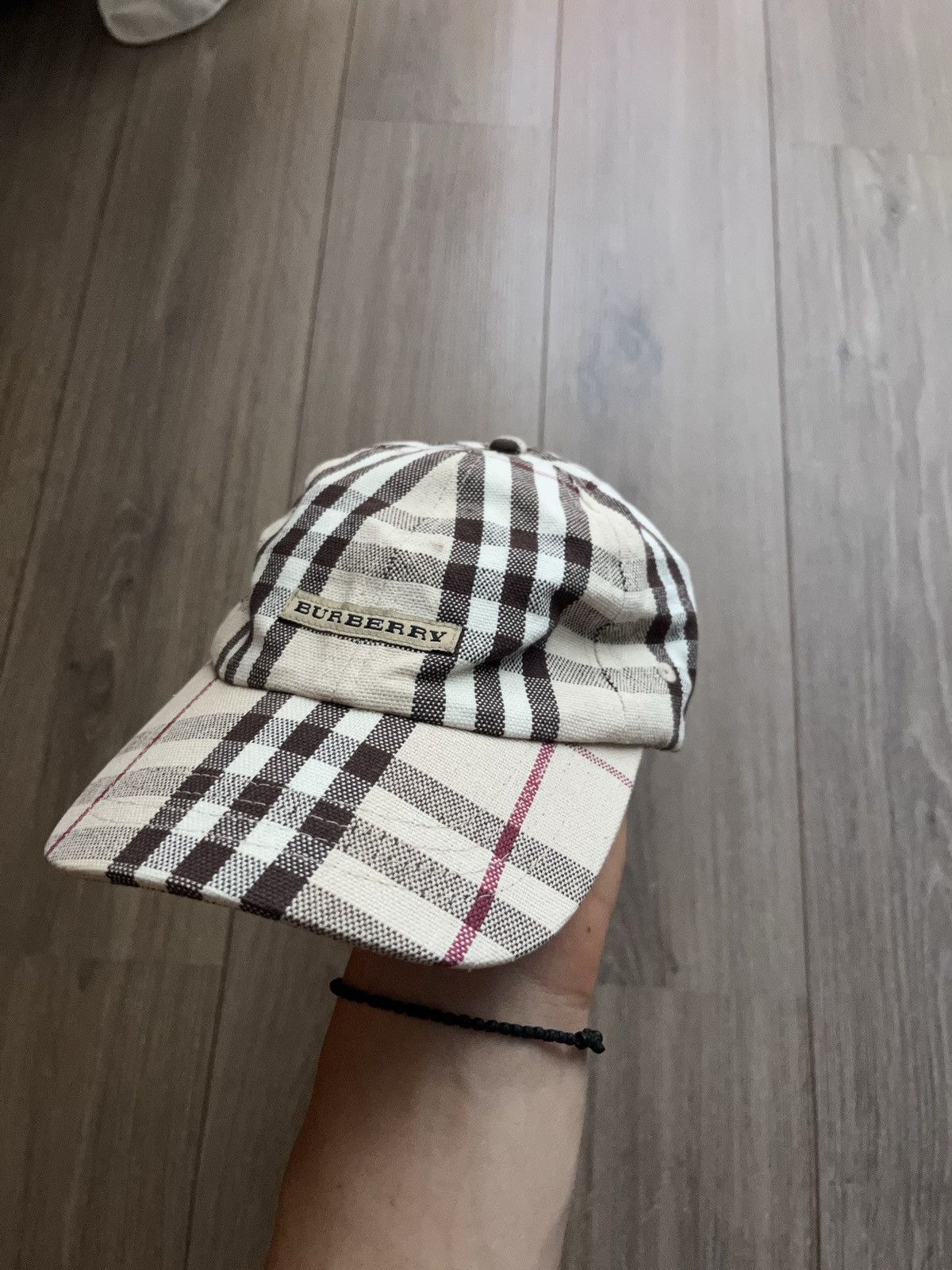 Burberry hat grailed hotsell