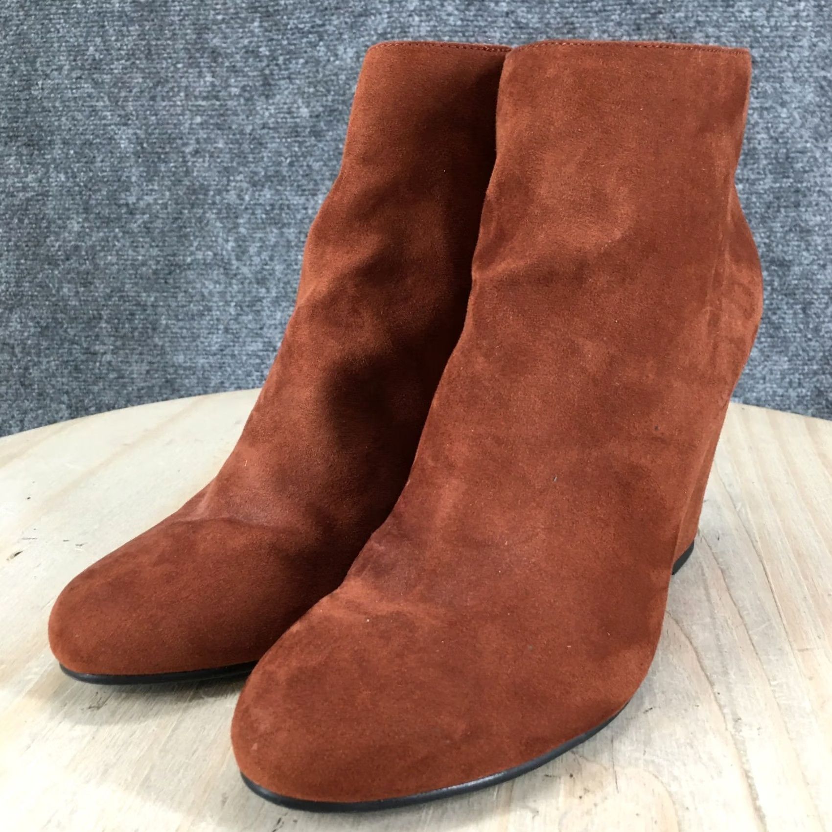 Dolce Vita DV Dolce Vita Boots Womens 9 Casual Back Zip Wedge Ankle Bootie Brown Fabric Boots Women 9 Brown Fabric Wedge Ankle Bootie Dolce Vita Mens? Size US 9 / IT 39 - 6 Thumbnail