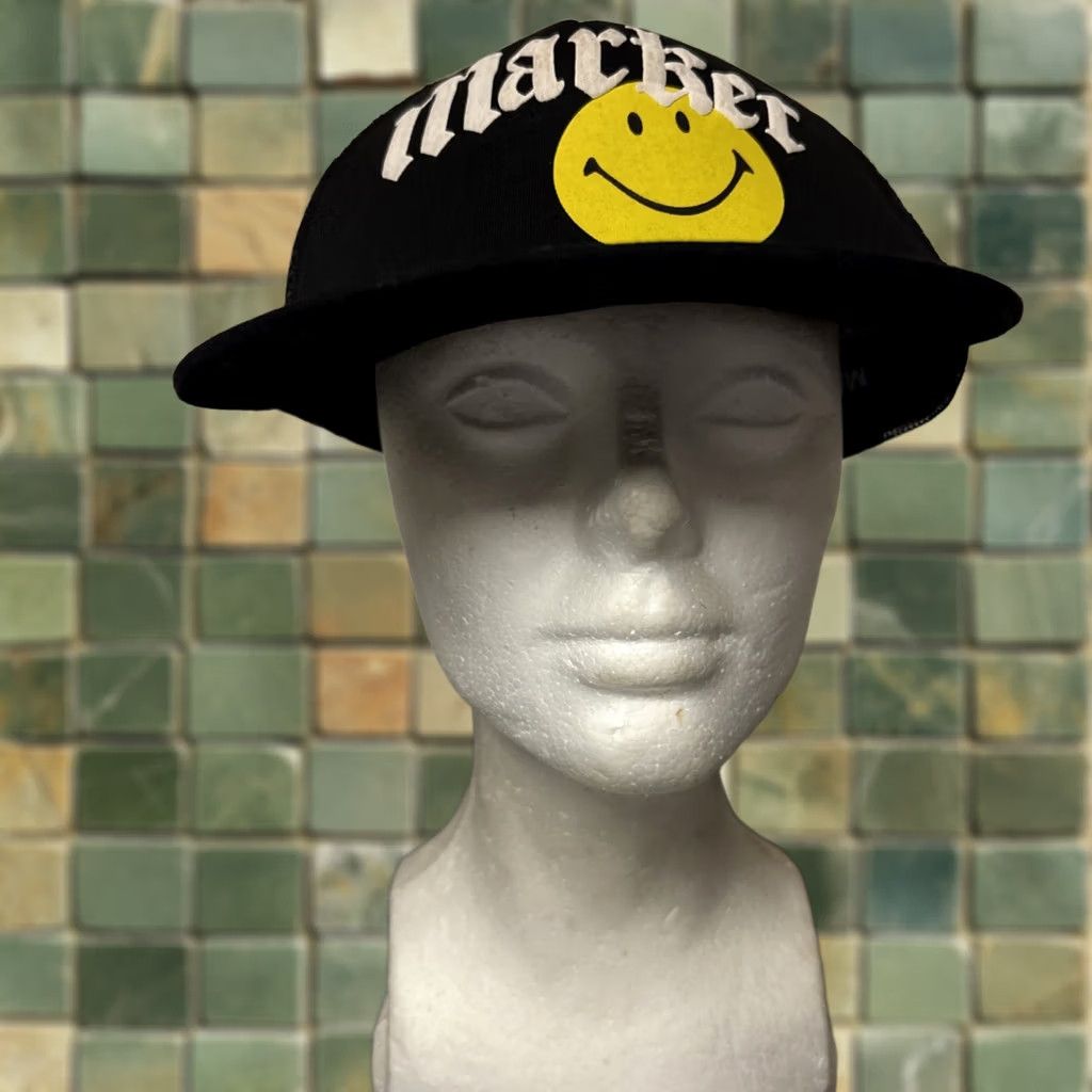 Market Market Trucker Cap Black Smile Mens Casual Workwear Hat Size ONE SIZE - 1 Thumbnail
