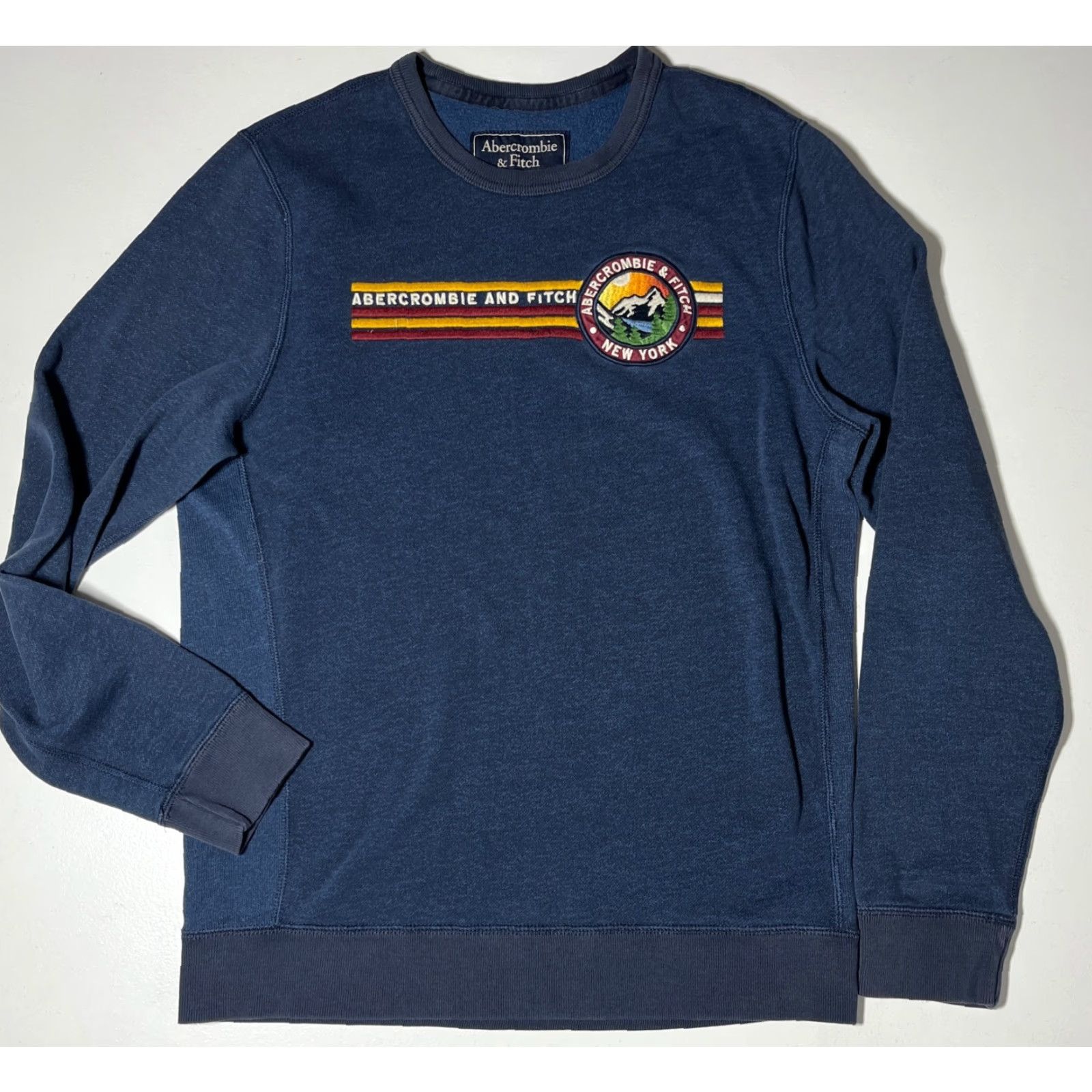 Abercrombie & Fitch Abercrombie & Fitch Men's New York Crewneck Sweatshirt Embroidered Sz M Blue Crewneck Pullover Casual Size US M / EU 48-50 / 2 - 4 Thumbnail