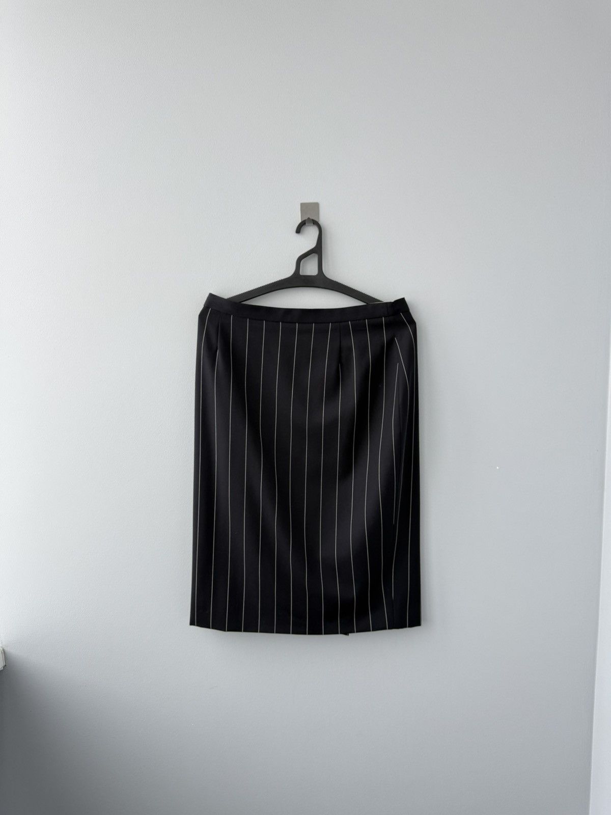 Escada Escada Margaretha Ley Wool Skirt Size 27" / US 4 / IT 40 - 1 Thumbnail