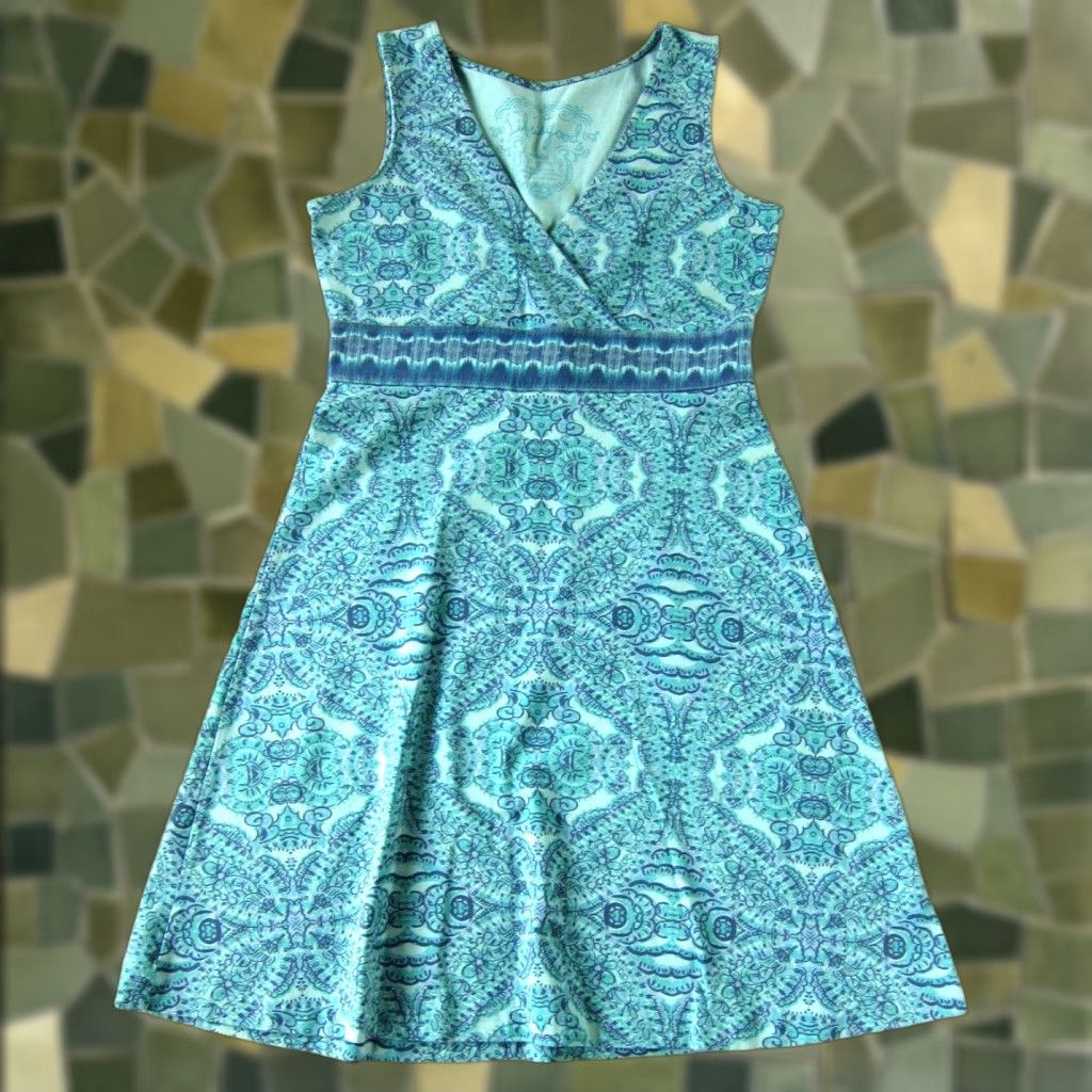 Life is Good Life Is Good Blue Floral Paisley Stretch Sleeveless V-Neck Sheath Tank Dress 6 Size M / US 6-8 / IT 42-44 - 1 Thumbnail