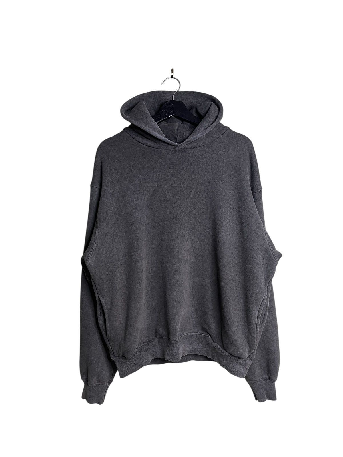 Yeezy Yeezy Season 6 Core Grey Hoodie Made in USA Size US S / EU 44-46 / 1 - 1 Thumbnail