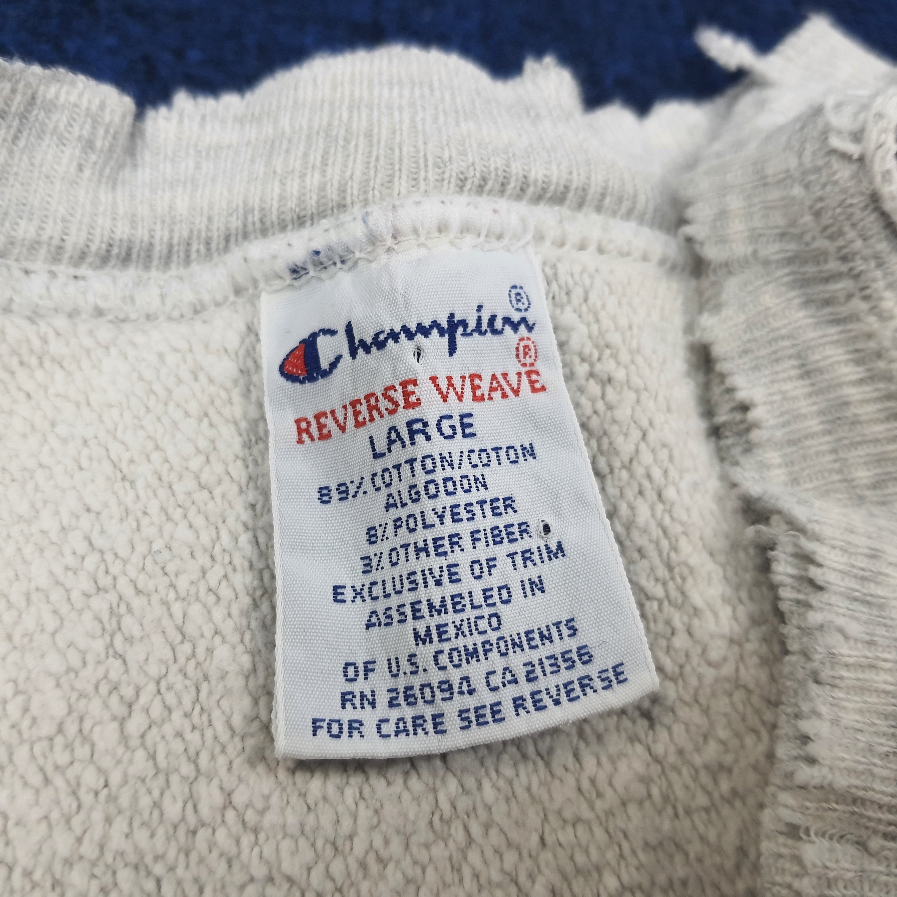 Champion × Vintage Vintage Champion Maryland Football Sports Sweatshirt C215N16 Size US S / EU 44-46 / 1 - 5 Thumbnail