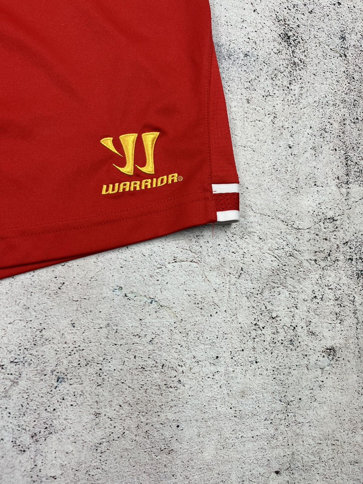 Warrior LIVERPOOL FC 2013 2014 HOME SHORTS FOOTBALL SOCCER WARRIOR Size US 32 / EU 48 - 2 Thumbnail