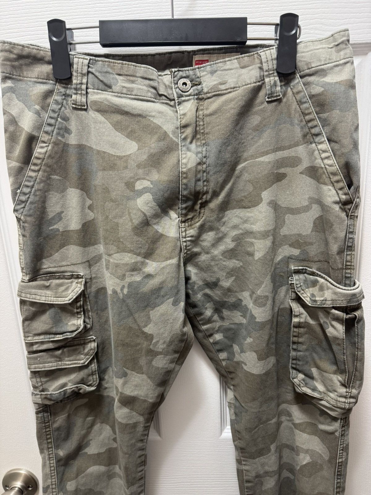 Wrangler Wrangler RealTree Camo Woodland Cargo Pocket Pants Hunter Size US 34 / EU 50 - 2 Thumbnail