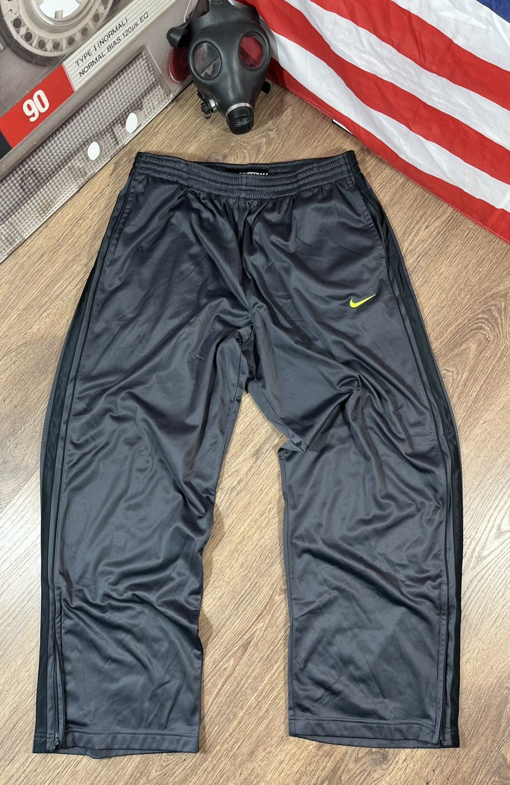 Nike Vintage Nike Basketball Pants Size US 44 / EU 60 - 1 Thumbnail