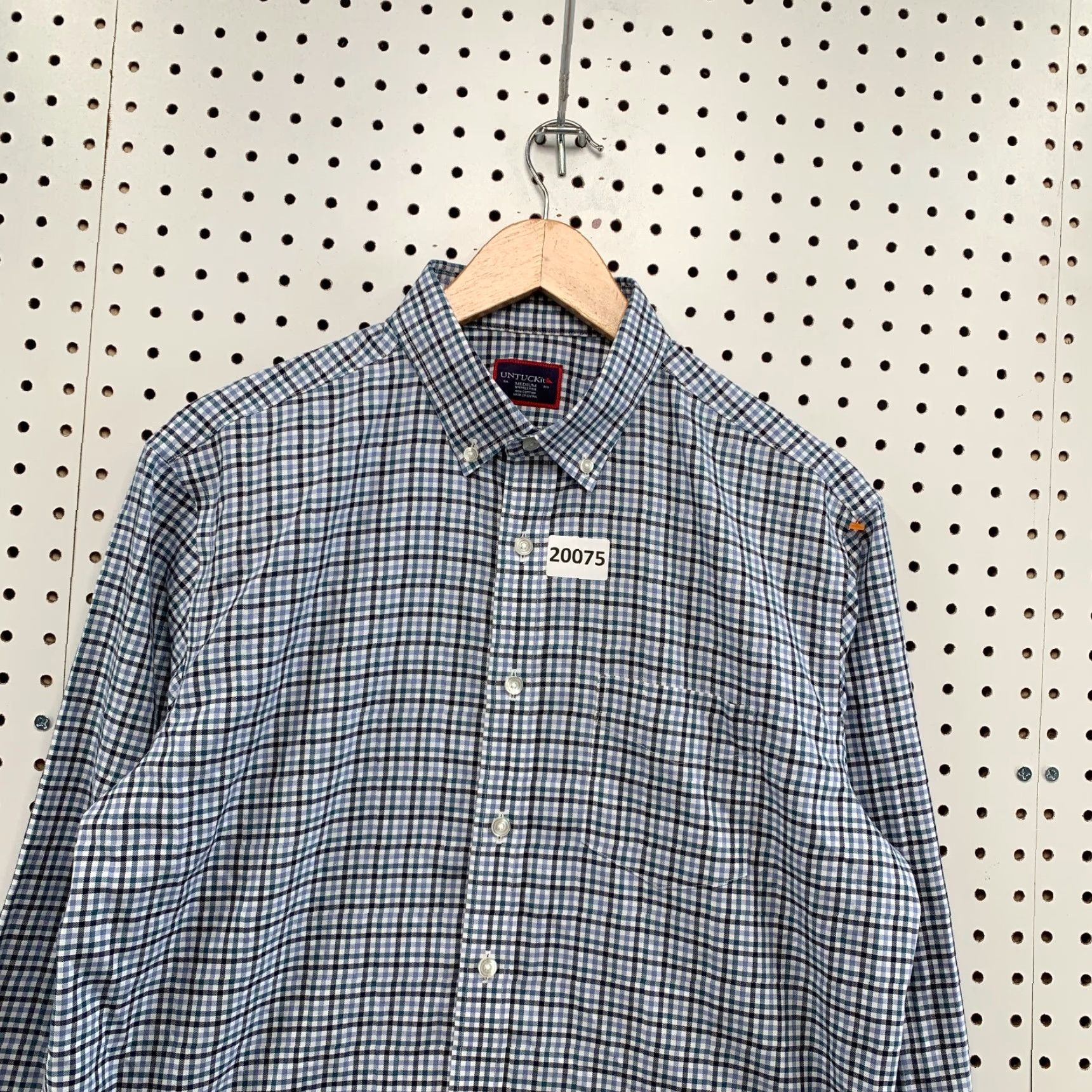 UNTUCKit UNTUCKit Button Down Shirt Mens M Blue White Check Wrinkle Free 21.5x29 Size US M / EU 48-50 / 2 - 2 Thumbnail