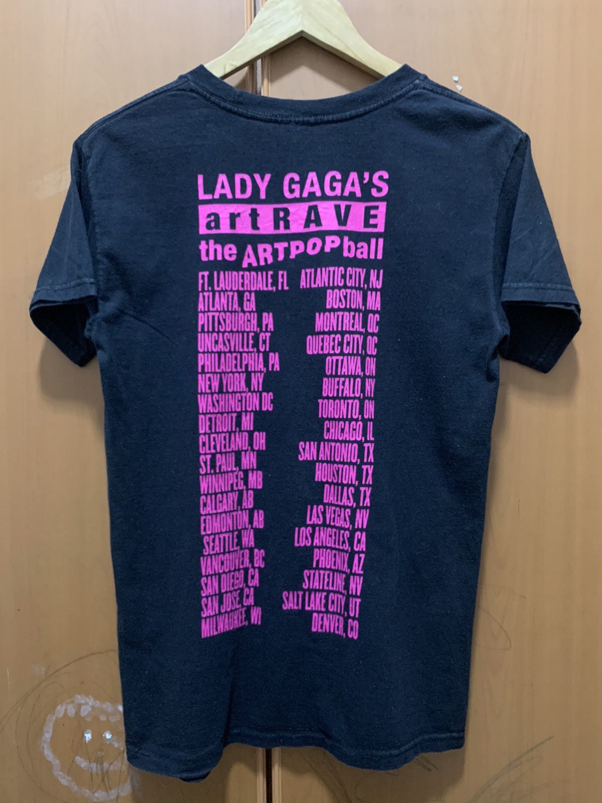 Band Tees Vintage Y2K Lady Gaga's Art Rave Tour Tees Size US S / EU 44-46 / 1 - 9 Thumbnail