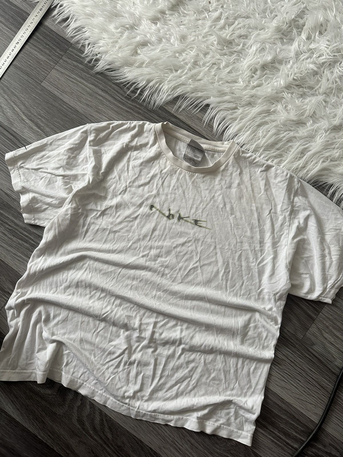 Nike Nike Vintage Big Logo Graphic Print White T shirt y2k hype Size US L / EU 52-54 / 3 - 1 Thumbnail