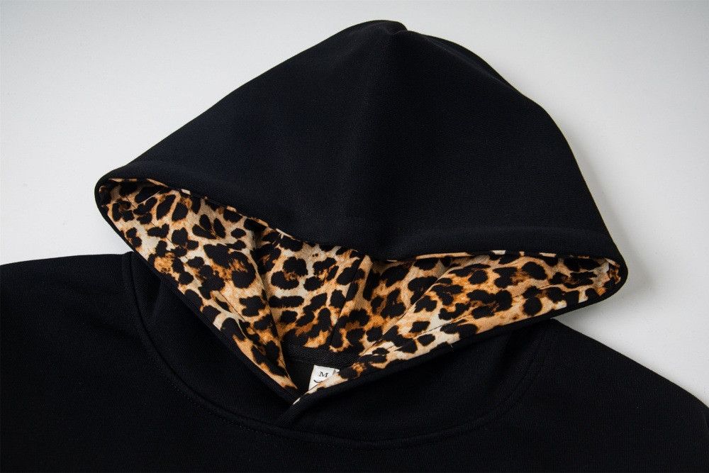 Vintage Casual men's loose embroidered leopard lettering hoodie Size US M / EU 48-50 / 2 - 3 Thumbnail