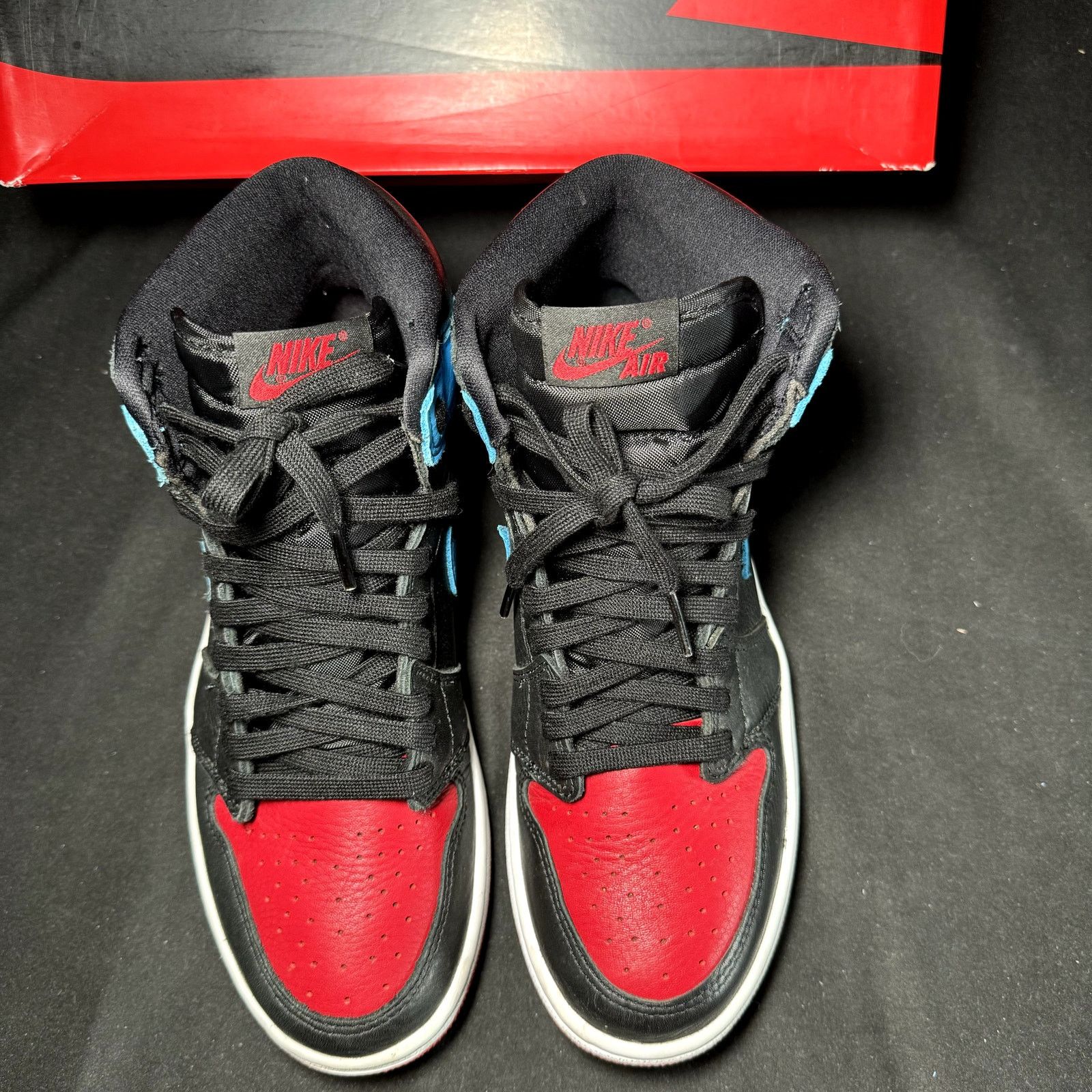 Jordan Brand × Nike \Size 8.5 - Air Jordan 1 High OG NC to Chi 2020 Women's Size US 8.5 / IT 38.5 - 4 Thumbnail