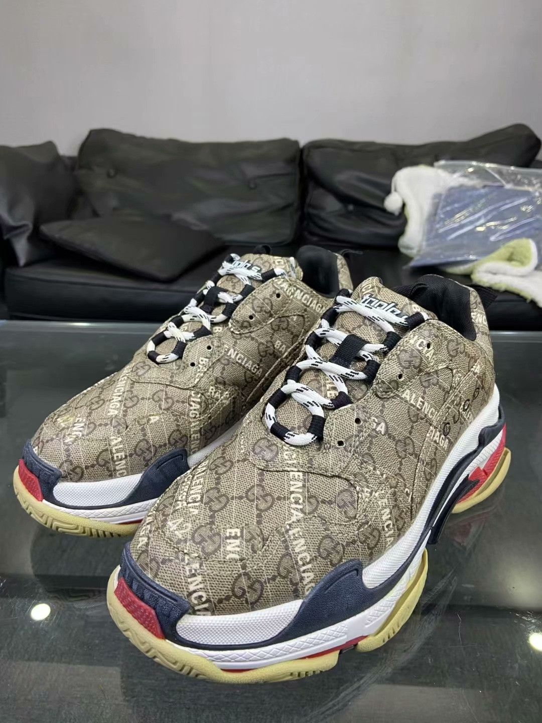 Balenciaga Balenciaga Collab Lowtop Sneakers 9 Men Size US 9 / EU 42 - 1 Thumbnail