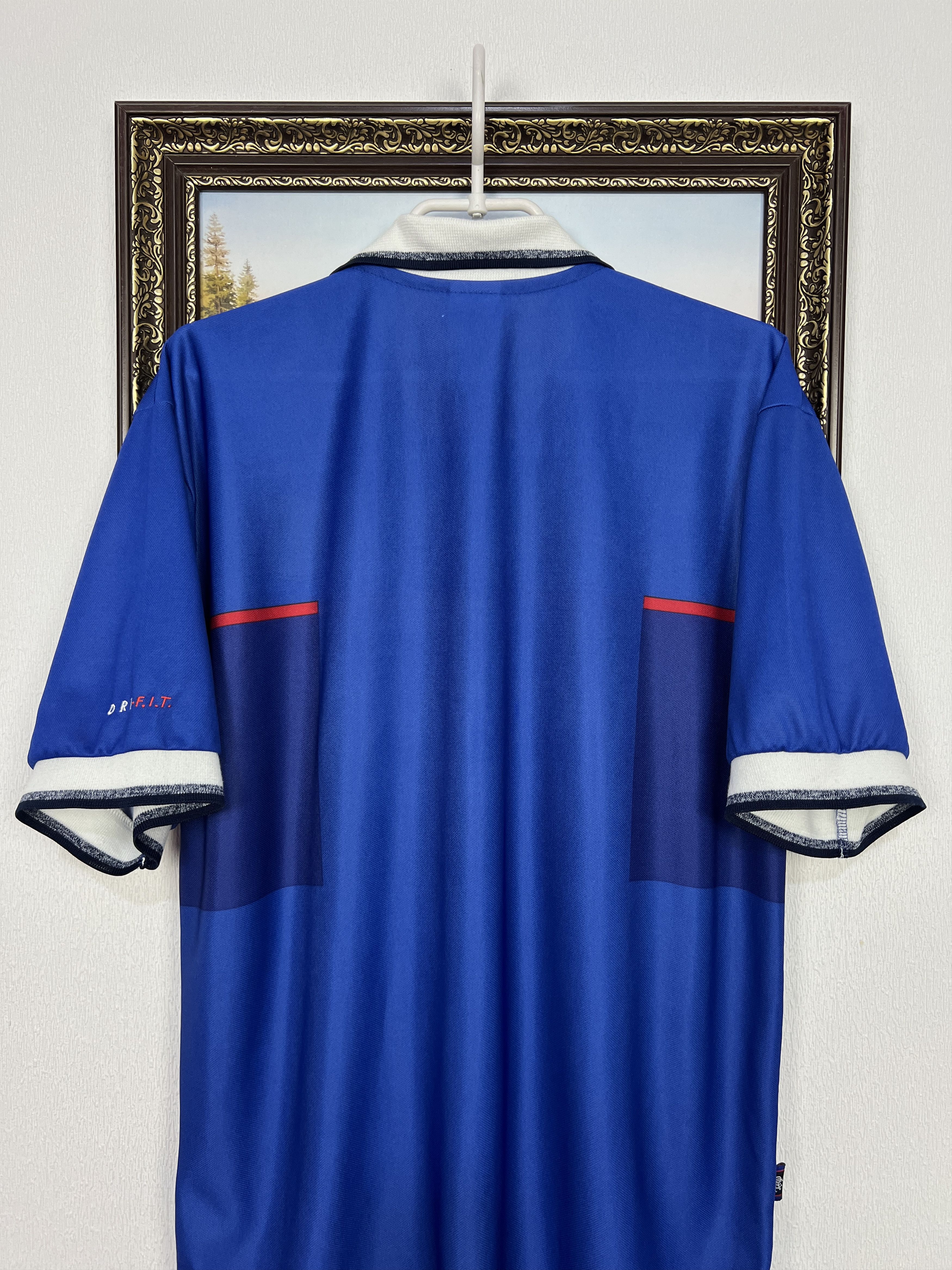 Nike Rangers Home football shirt 1997 Soccer Nike Jersey Size US M / EU 48-50 / 2 - 12 Thumbnail