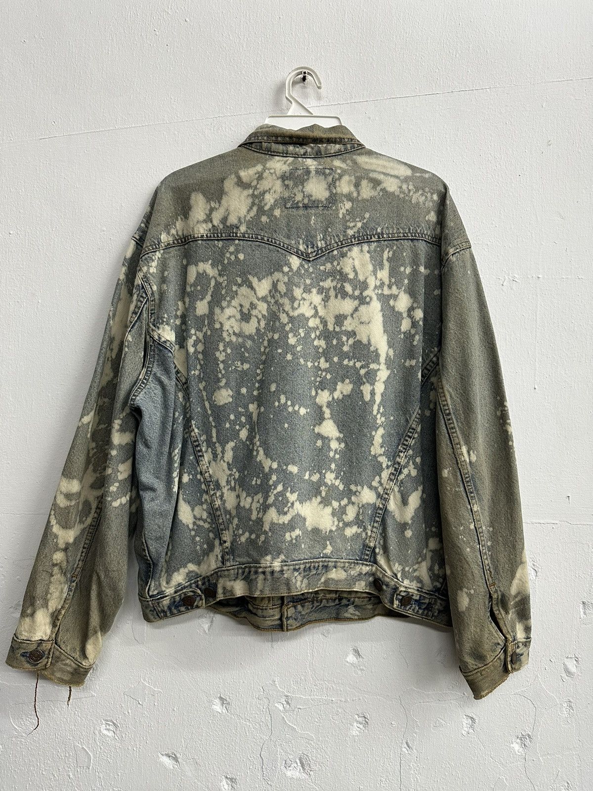 Levi's VTG Distressed Levi's Acid Washed Denim Jacket Size US L / EU 52-54 / 3 - 9 Thumbnail