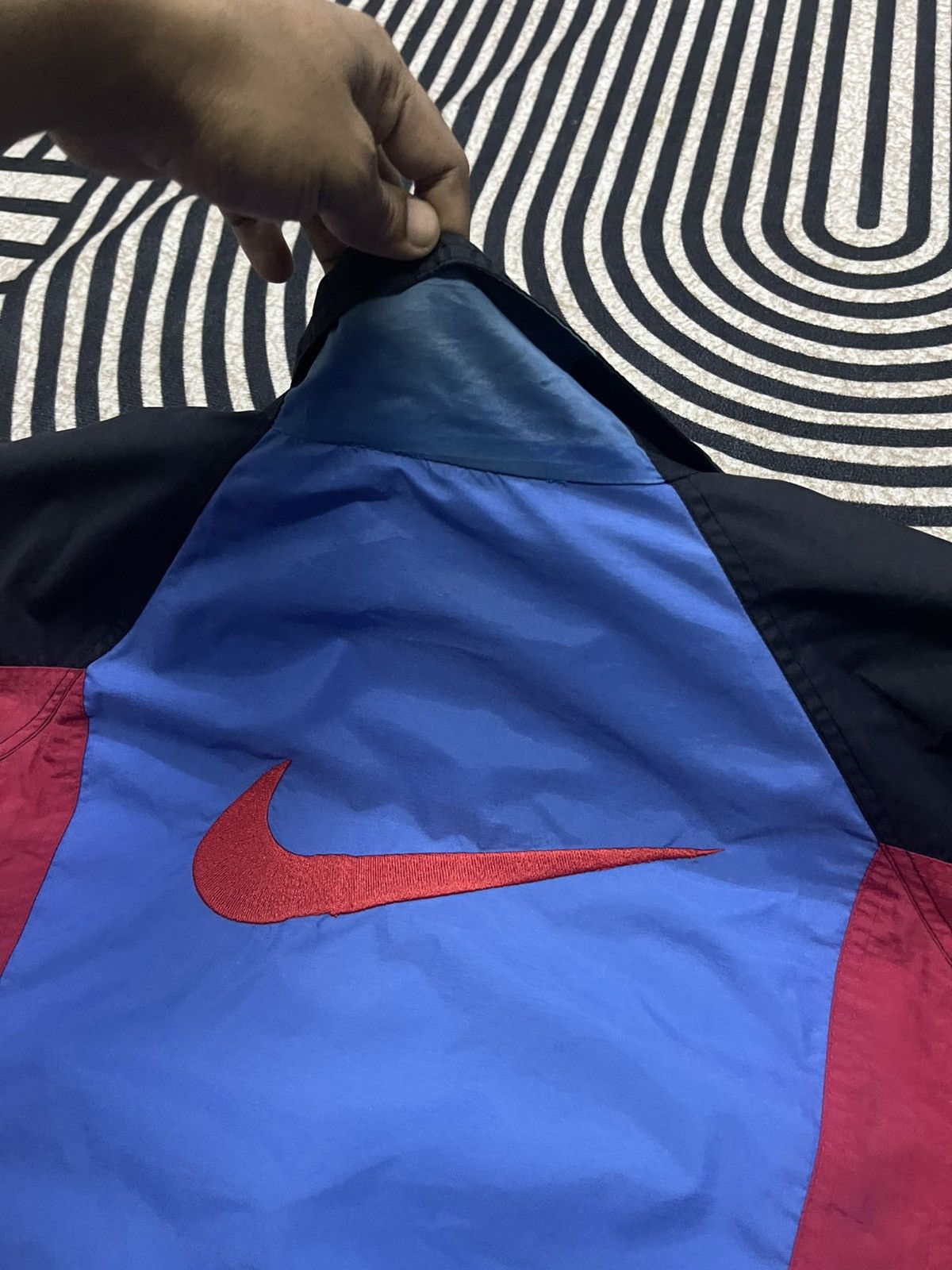 Nike 90s NIKE BIG SWOOSH COLOUR BLOCK WINDBREAKER Size US L / EU 52-54 / 3 - 22 Thumbnail