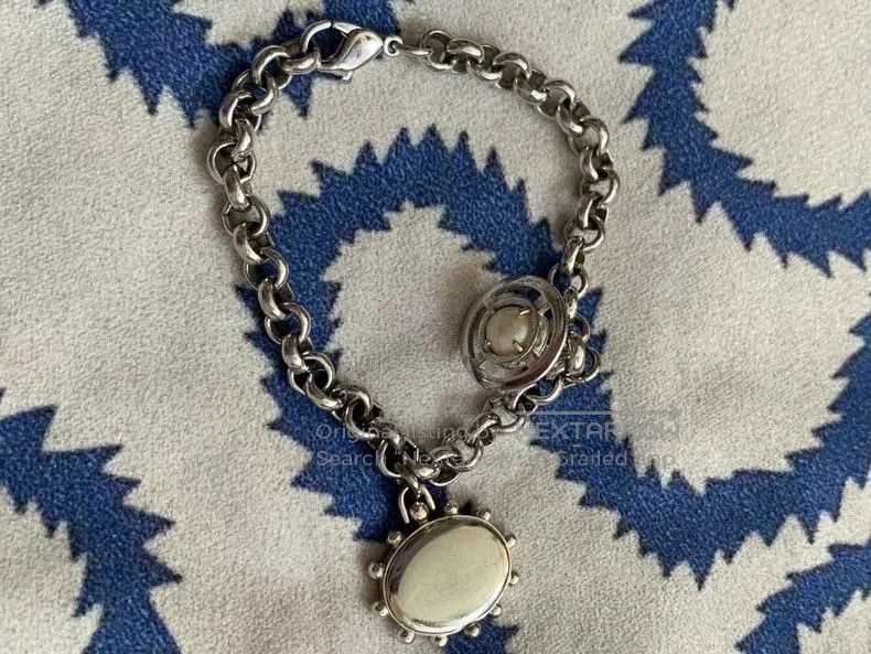 Vivienne Westwood Vivienne Westwood Pink Sunflower Watch Bracelet . Size ONE SIZE - 3 Thumbnail