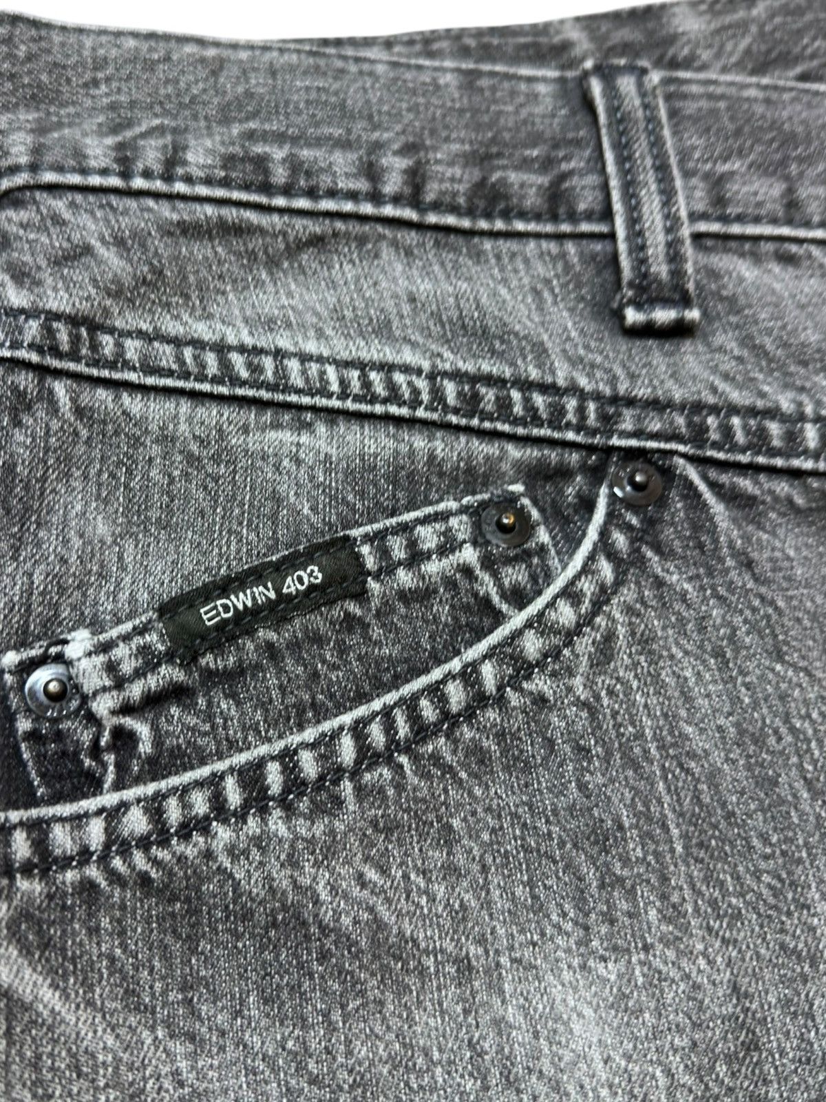 Edwin Vintage Edwin 403 Faded Whiskers Distressed Denim Size US 31 - 5 Thumbnail