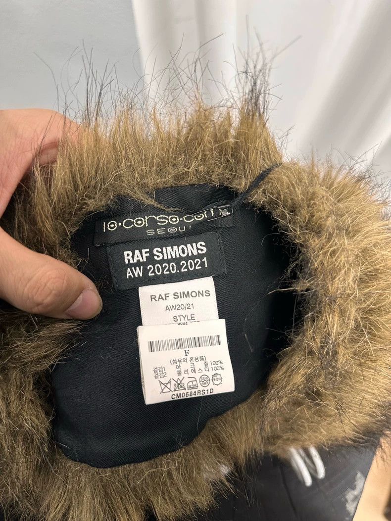 Raf Simons Raf Simons 20 kg fur chain collar scarf 2502-Nextarrow Size ONE SIZE - 7 Thumbnail