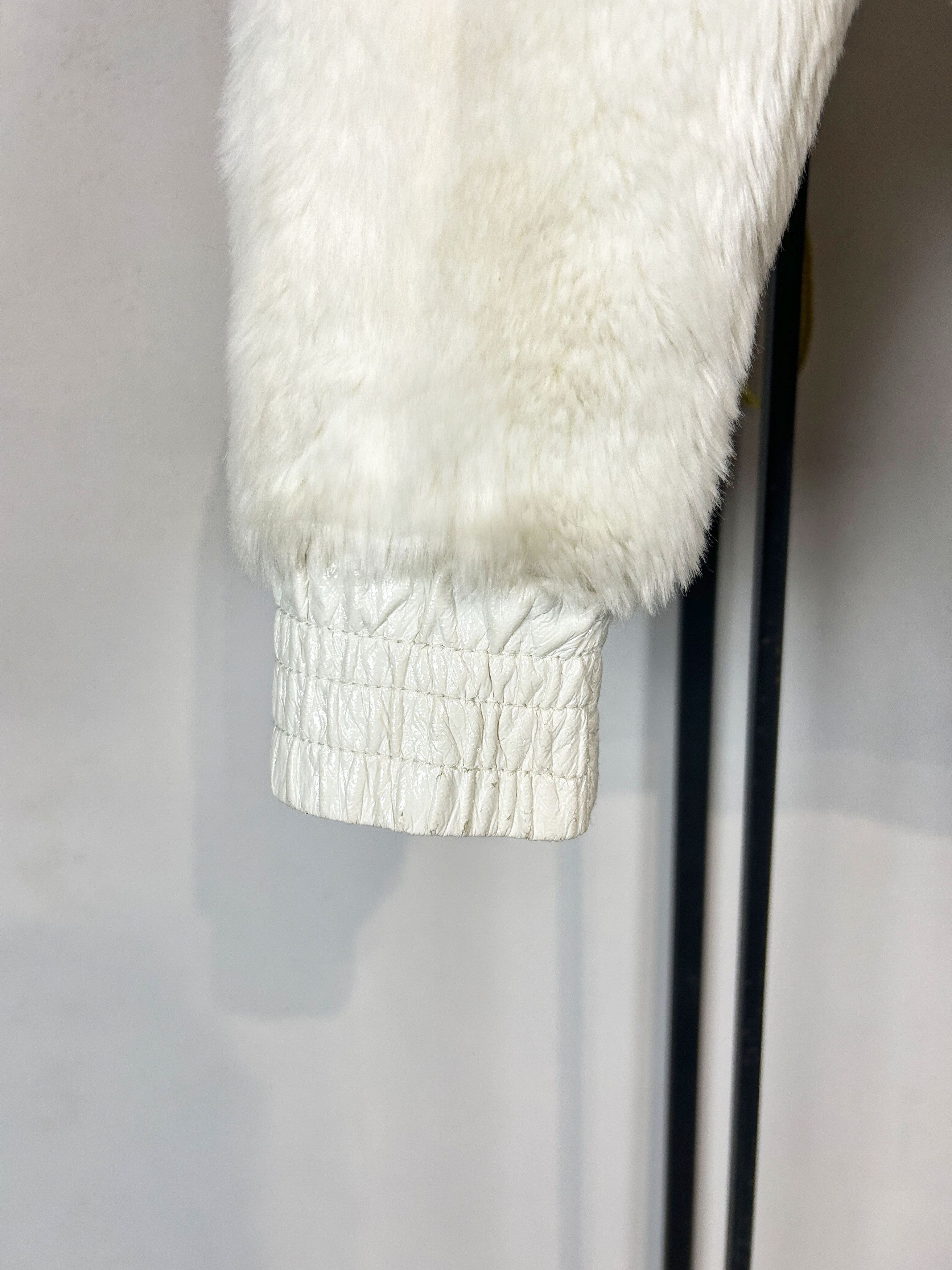 Japanese Brand Cropped Faux Fur Jacket White Soft Girl Coquette Y2K Core Size US S / EU 44-46 / 1 - 10 Thumbnail