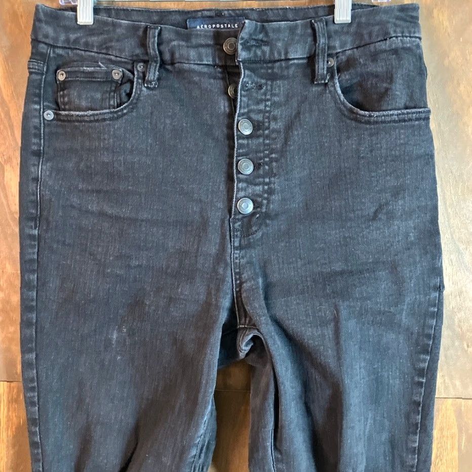 Aeropostale Aeropostale Jeans Womens Black High Rise Distressed Jegging Stretch 12R Size 24" / US 00 / IT 34 - 2 Thumbnail