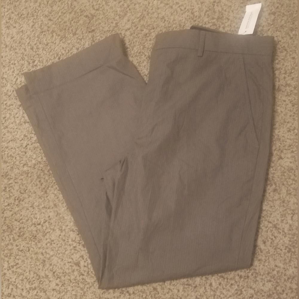 Banana Republic NWT Banana Republic Gray Pin Stripe Pants Size 36X30 Size US 36 / EU 52 - 1 Thumbnail