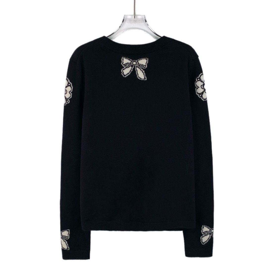 Chanel Chanel Black Bow Appliqué Cashmere Knit Size S / US 4 / IT 40 - 2 Thumbnail