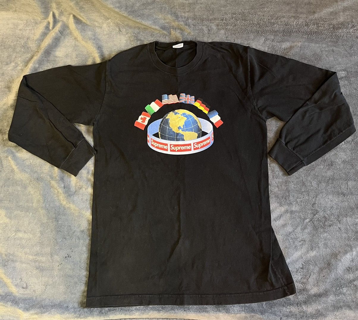 image of Supreme Worldwide Tee in Black, Men's (Size Large)