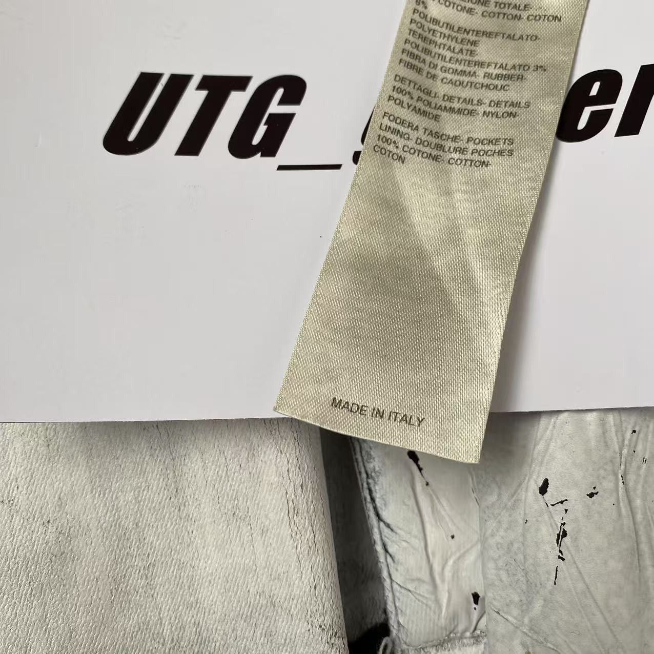 Rick Owens Rick Owens White Waxed Tyrone Cut Denim Jeans "SAMPLE" 20SS Size US 31 - 9 Thumbnail