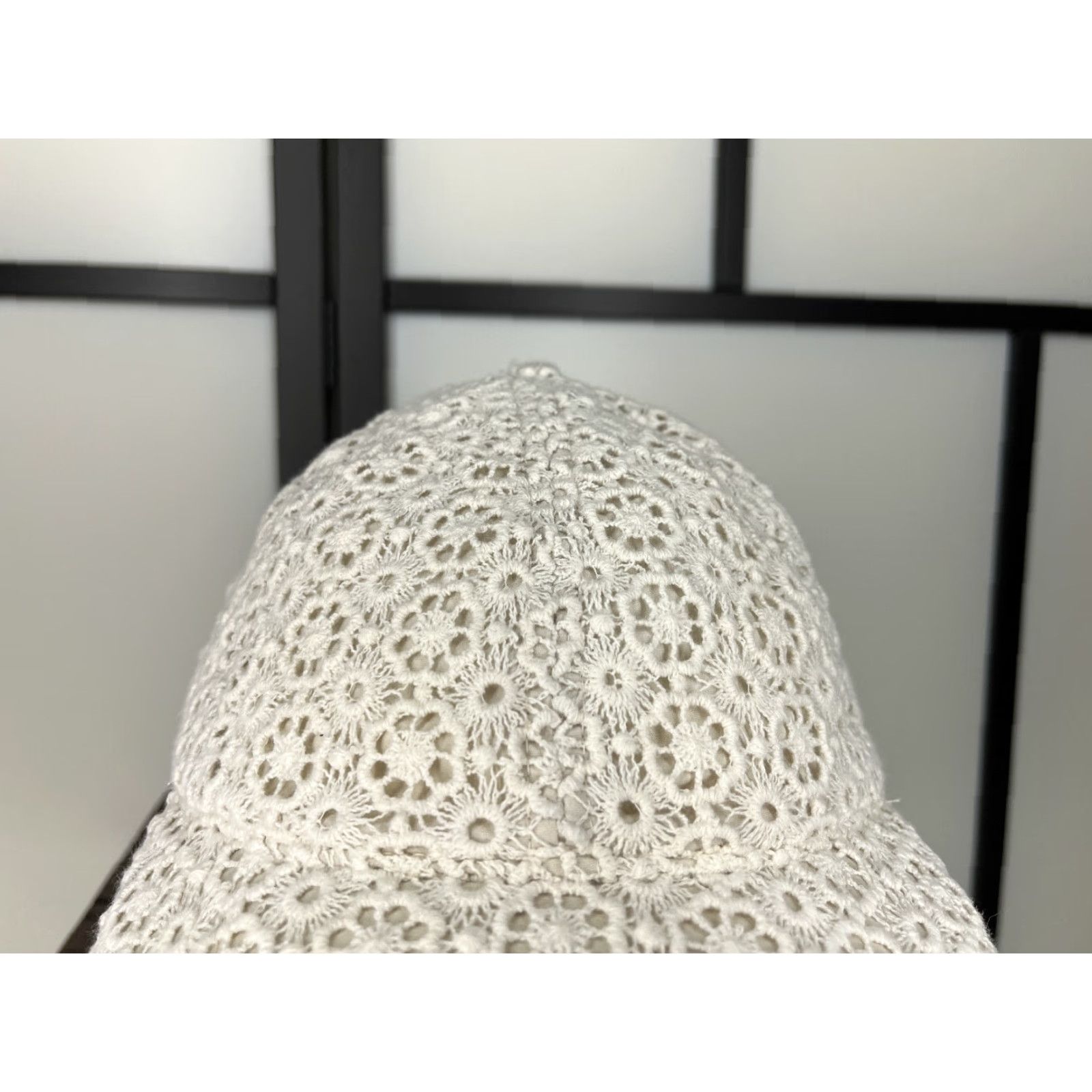 Vintage isa & stef Hat Womens One Size White Crochet Floral Cotton Lined Strap Back Size ONE SIZE - 2 Thumbnail