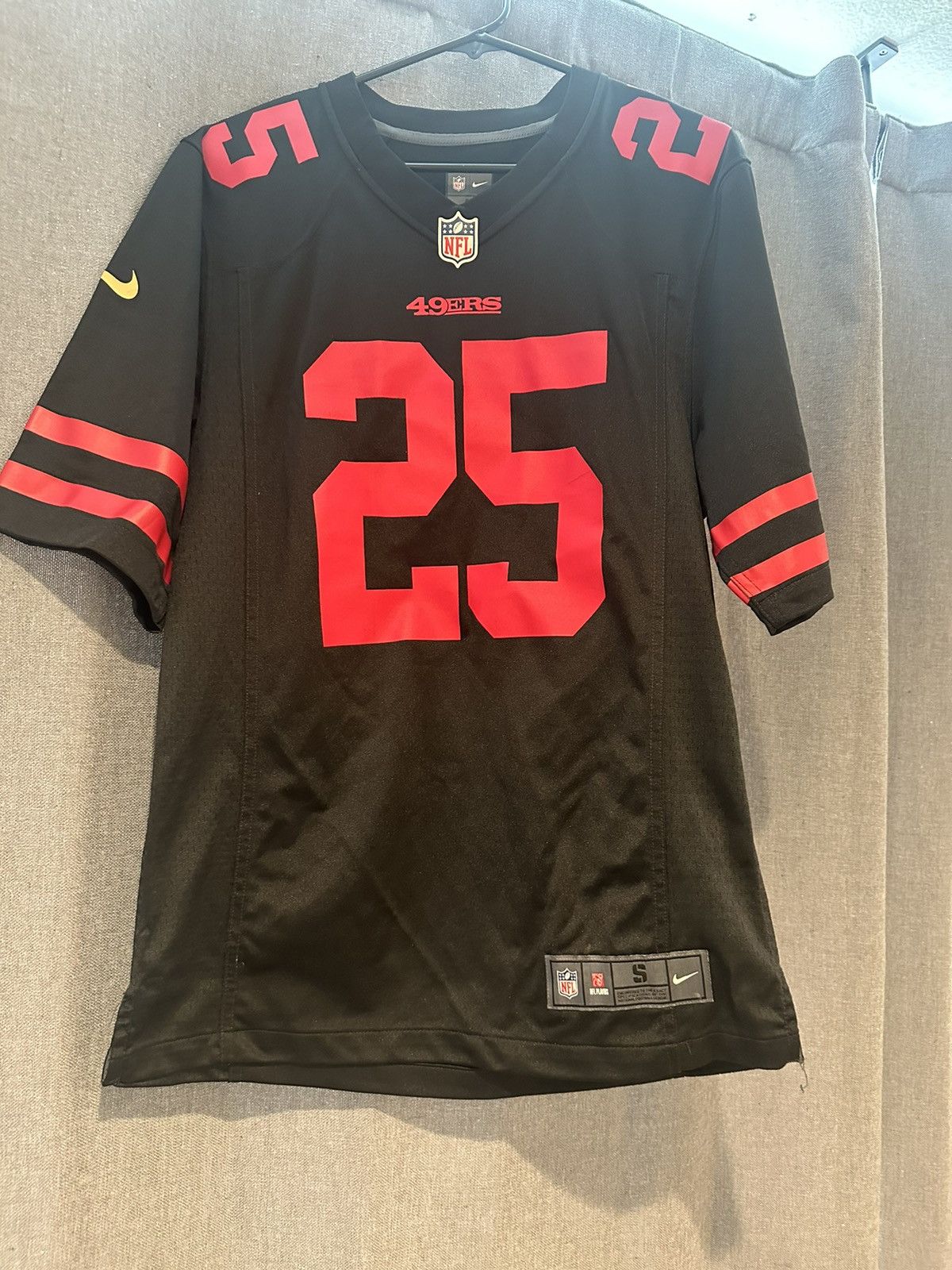 NFL × Nike NFL 49ers jersey black and red Size US S / EU 44-46 / 1 - 1 Thumbnail