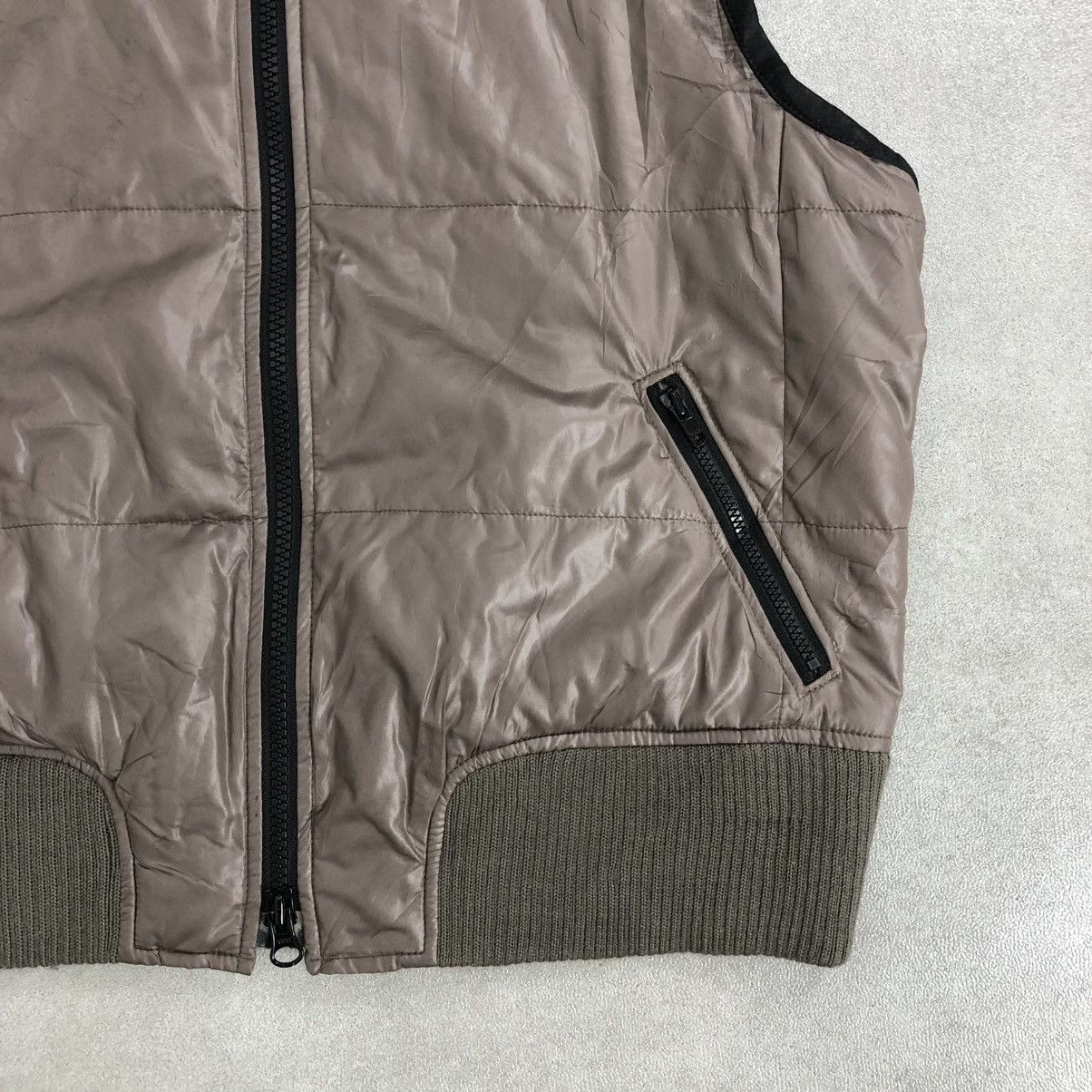 If Six Was Nine × Japanese Brand × Le Grande Bleu (L.G.B.) 2000s Comme Ca Ism Gothic Lgb Goa Punk Down Jacket Fur Vest Size US M / EU 48-50 / 2 - 4 Thumbnail